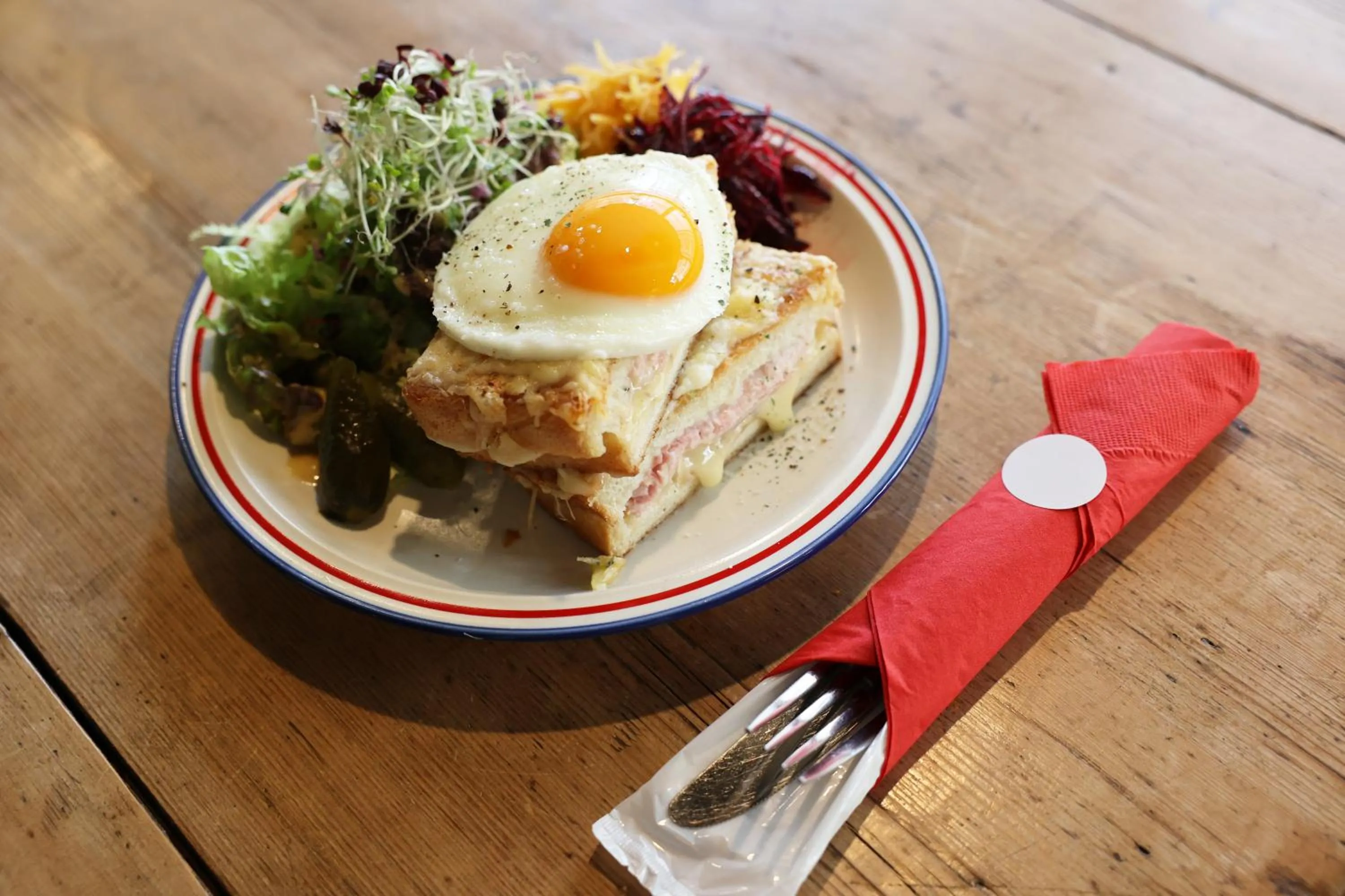 Restaurant/places to eat in FON-SU bed&breakfast