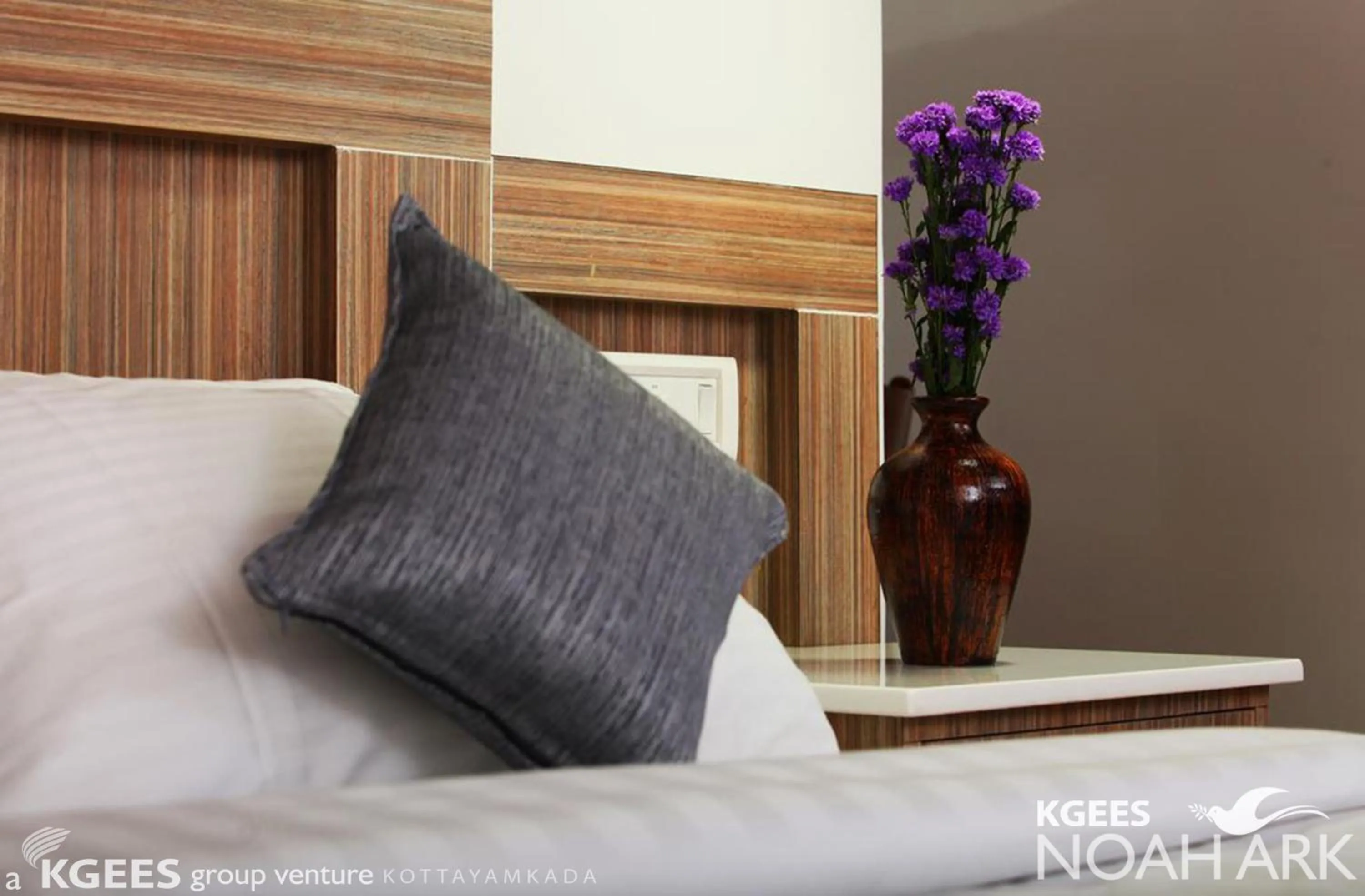 Bed in Kgees Noah Ark