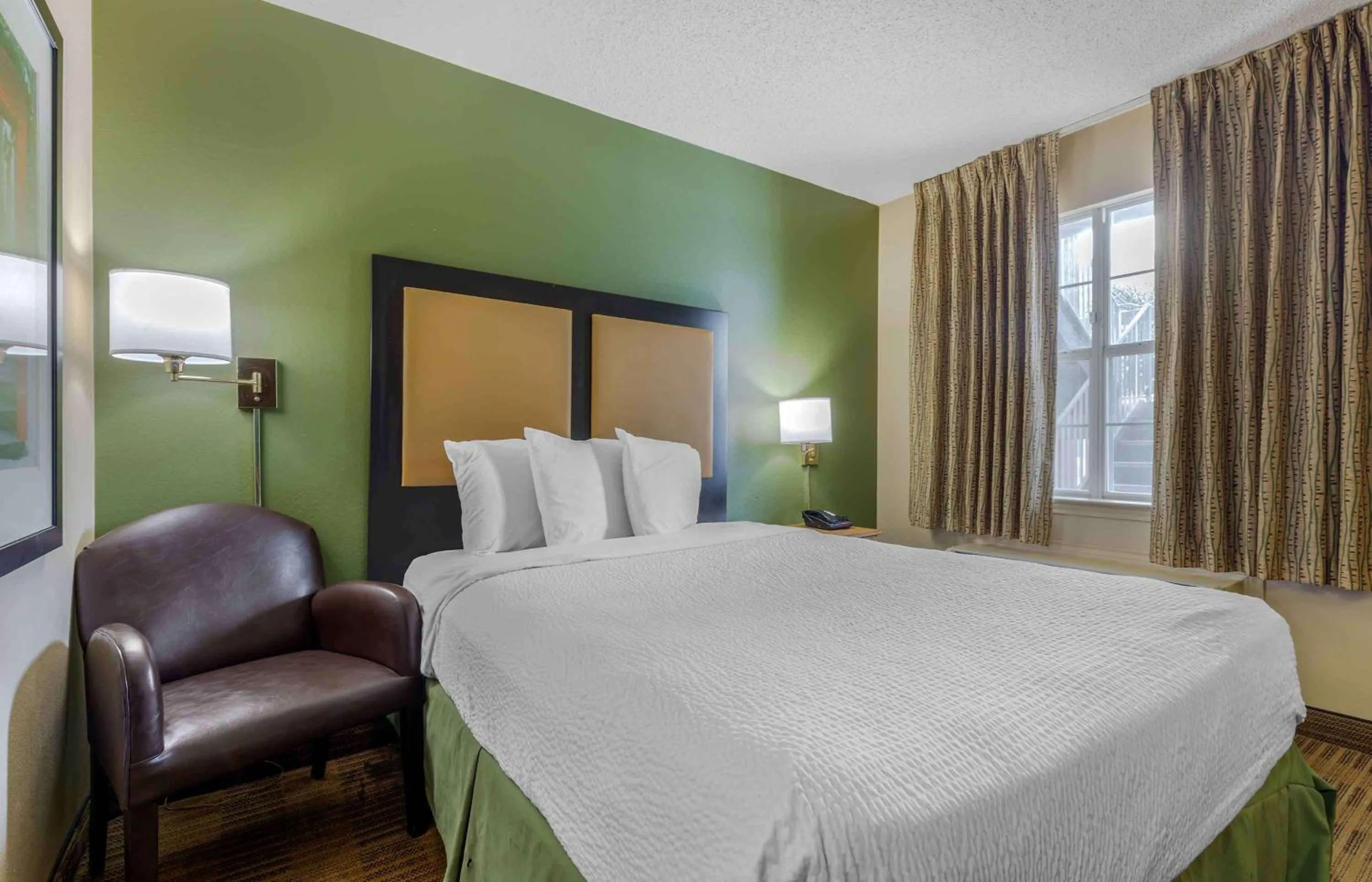 Bedroom, Bed in Extended Stay America Suites - Dallas - Las Colinas - Carnaby St