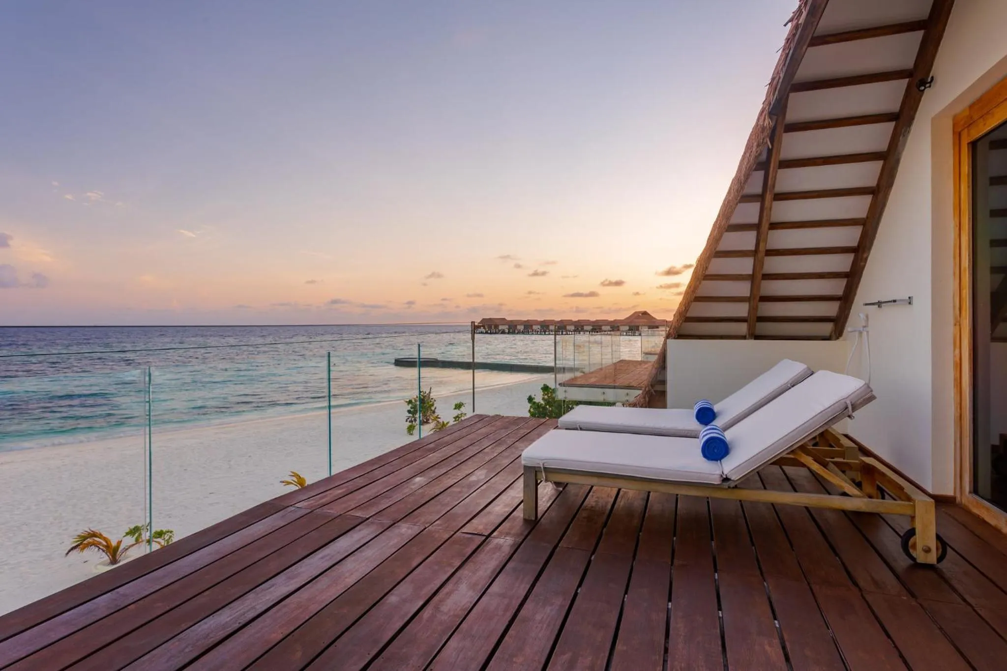 Balcony/Terrace in Cinnamon Velifushi Maldives