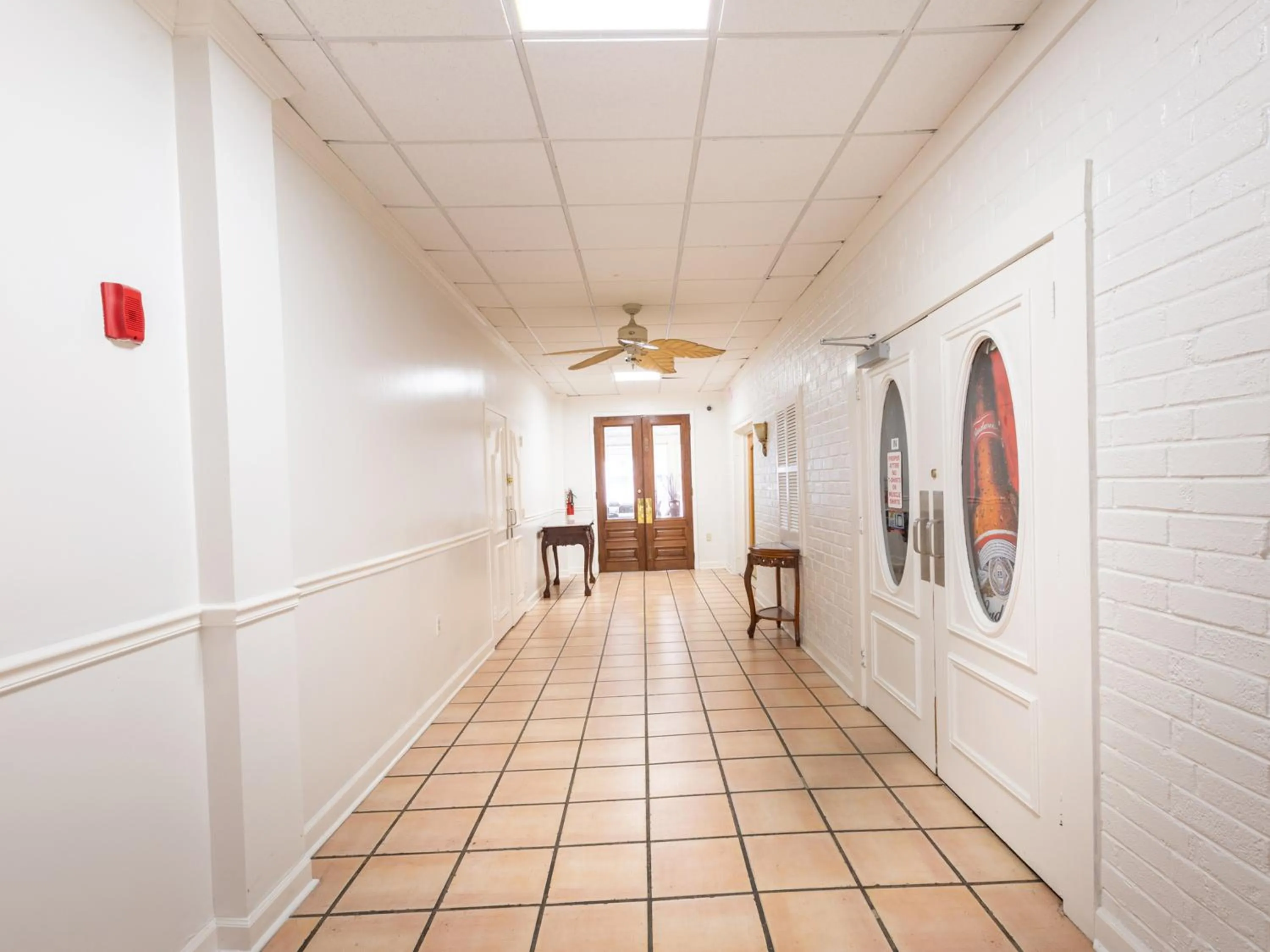 Patio in Travelodge by Wyndham Baton Rouge East