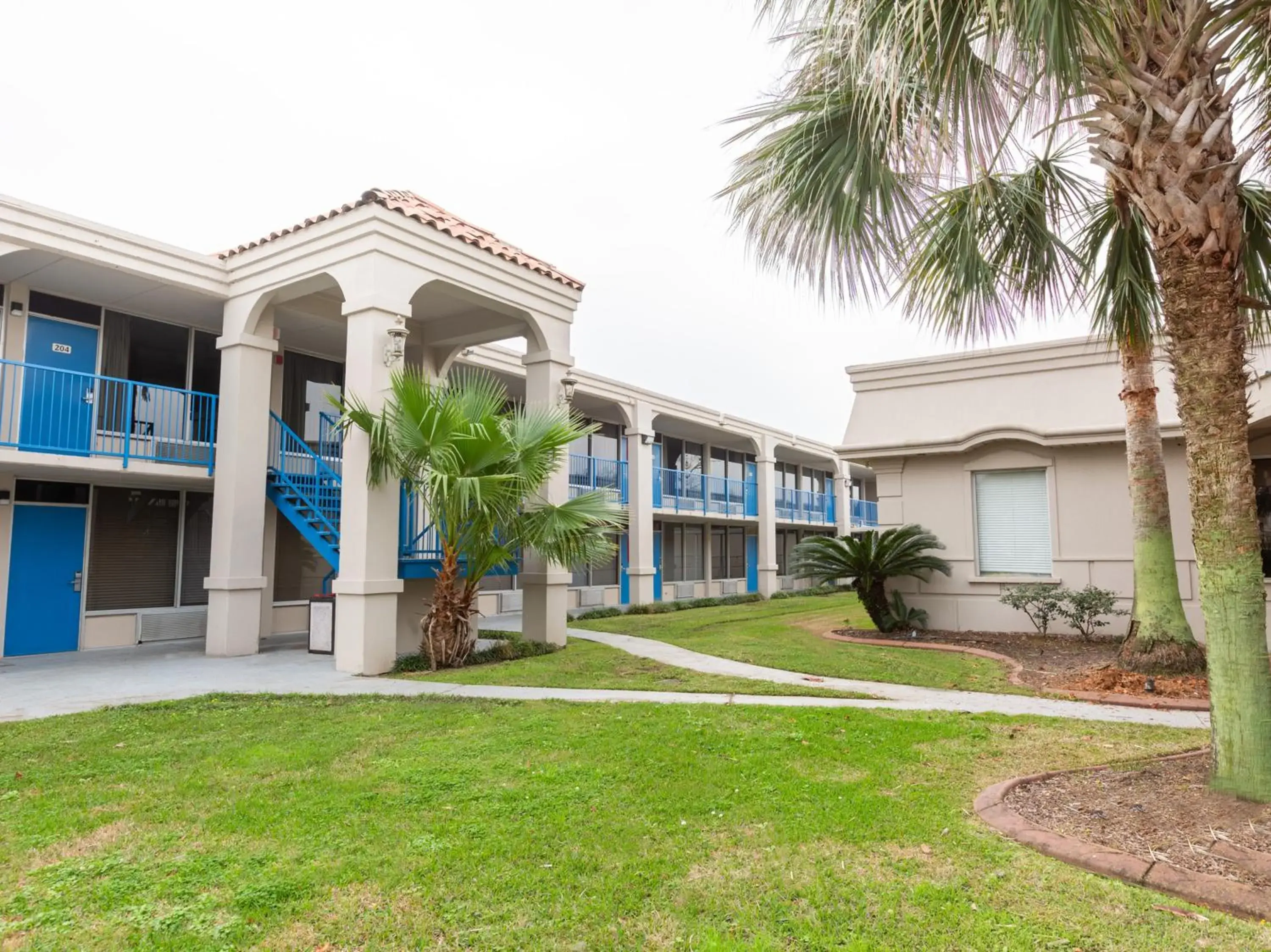 Garden, Property Building in Travelodge by Wyndham Baton Rouge East Garden, Property Building in Travelodge by Wyndham Baton Rouge East