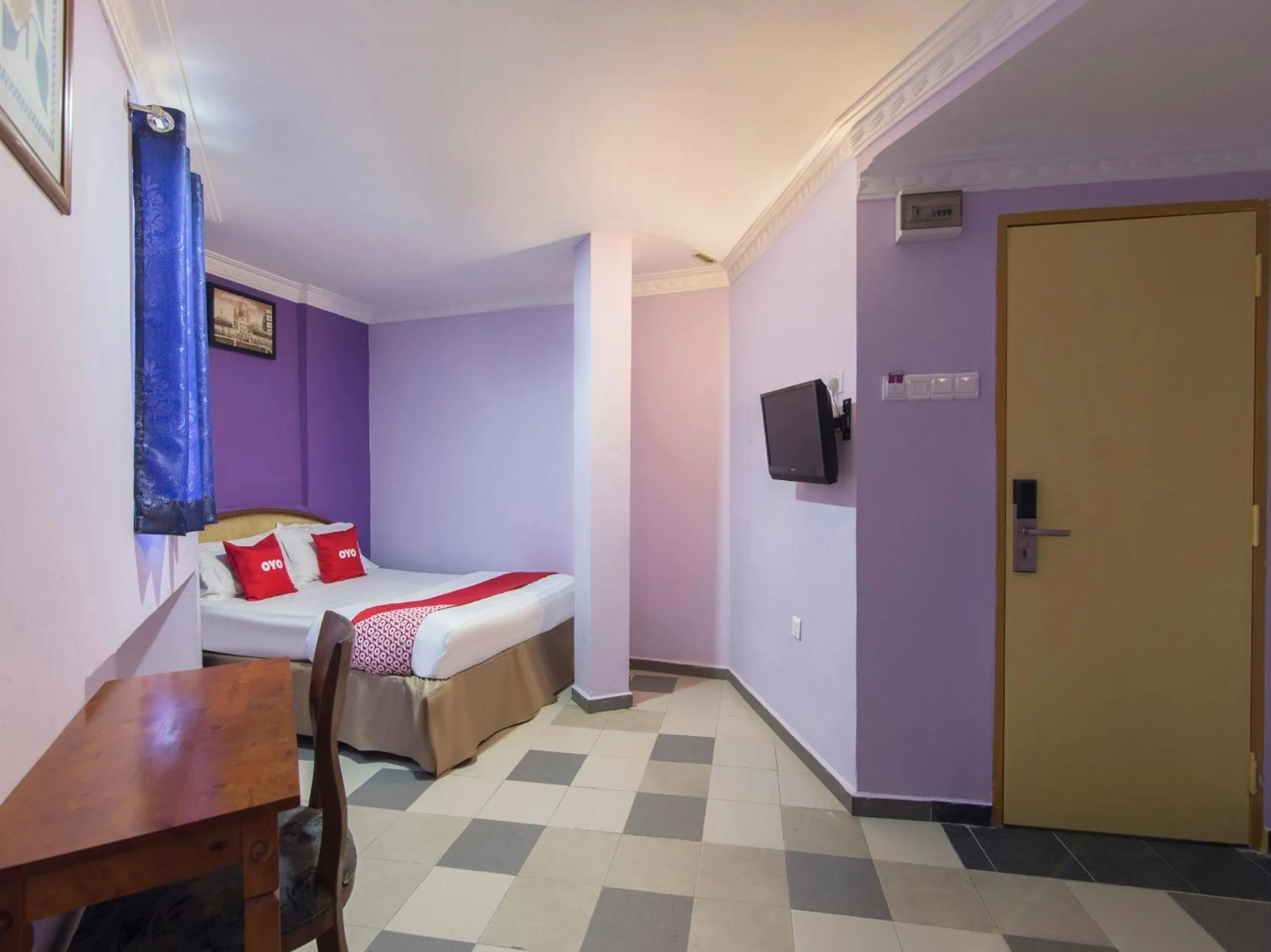 Bedroom, Bed in Hotel O Sri Muda Corner Sdn Bhd