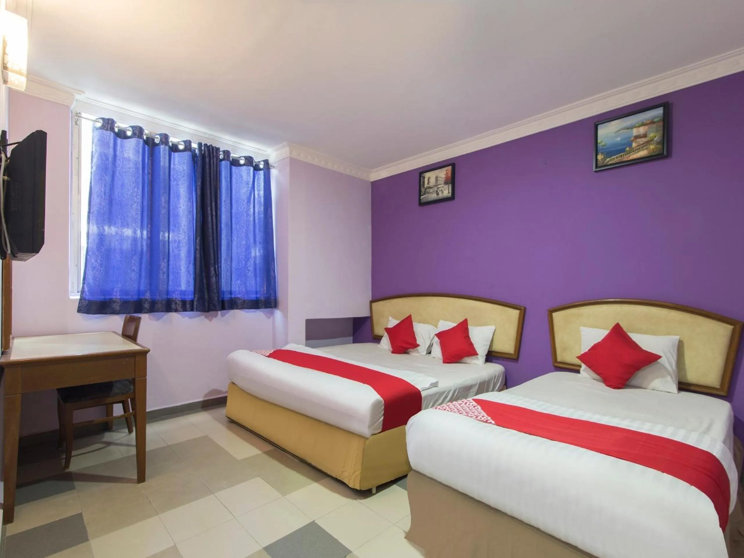 Bedroom, Bed in Hotel O Sri Muda Corner Sdn Bhd