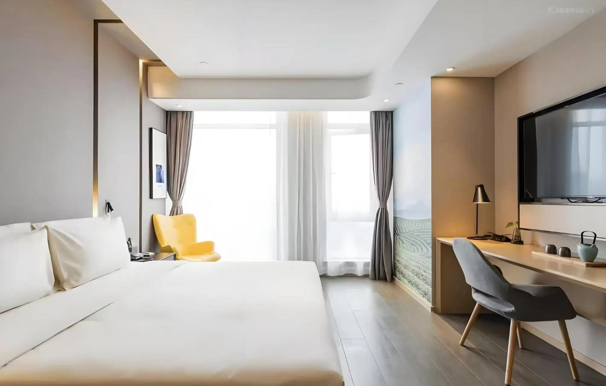 Photo of the whole room, Bed in Atour Hotel Ningbo High-tech Zone Jiangnan Road