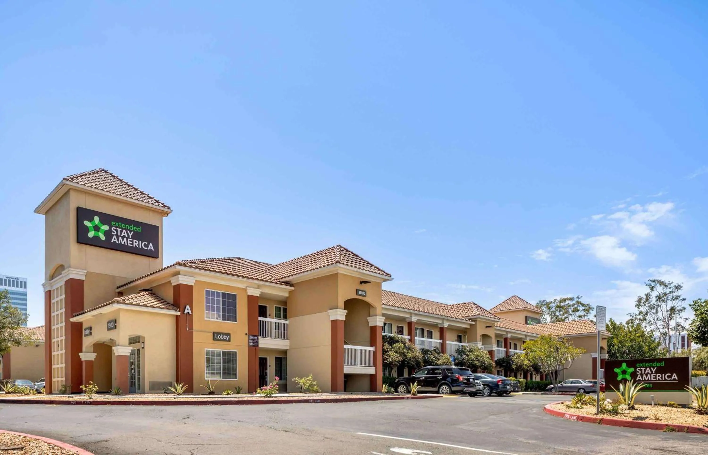 Property building in Extended Stay America Suites - Los Angeles - LAX Airport - El Segundo