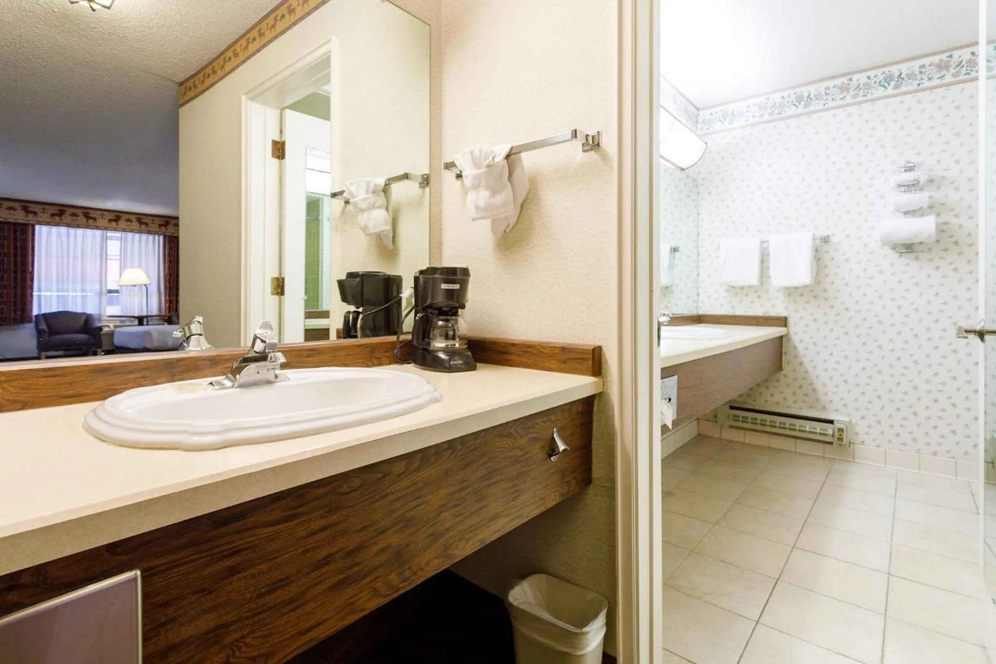 Shower in Gold Country Inn and Casino by Red Lion Hotels