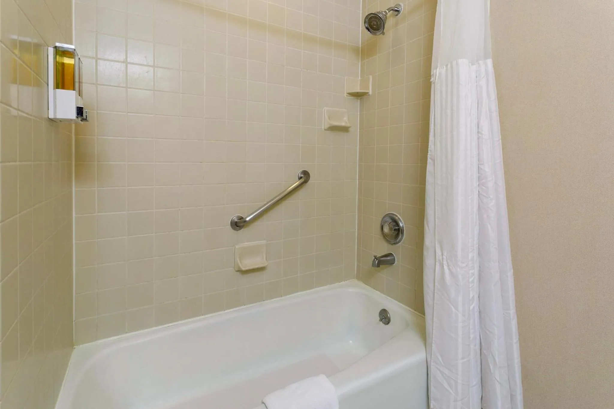 Shower in Gold Country Inn and Casino by Red Lion Hotels
