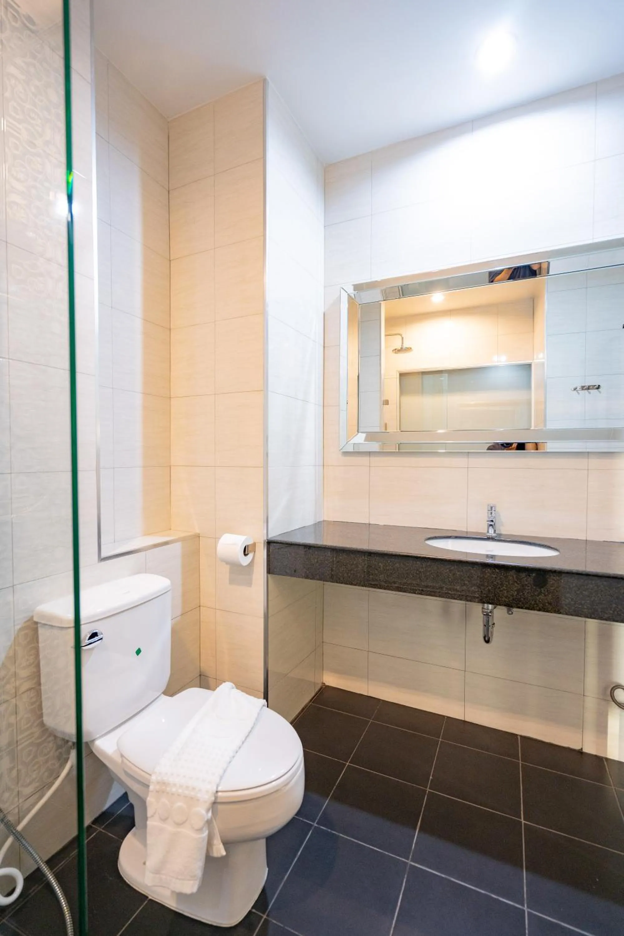 Photo of the whole room in Belle Grand Hotel