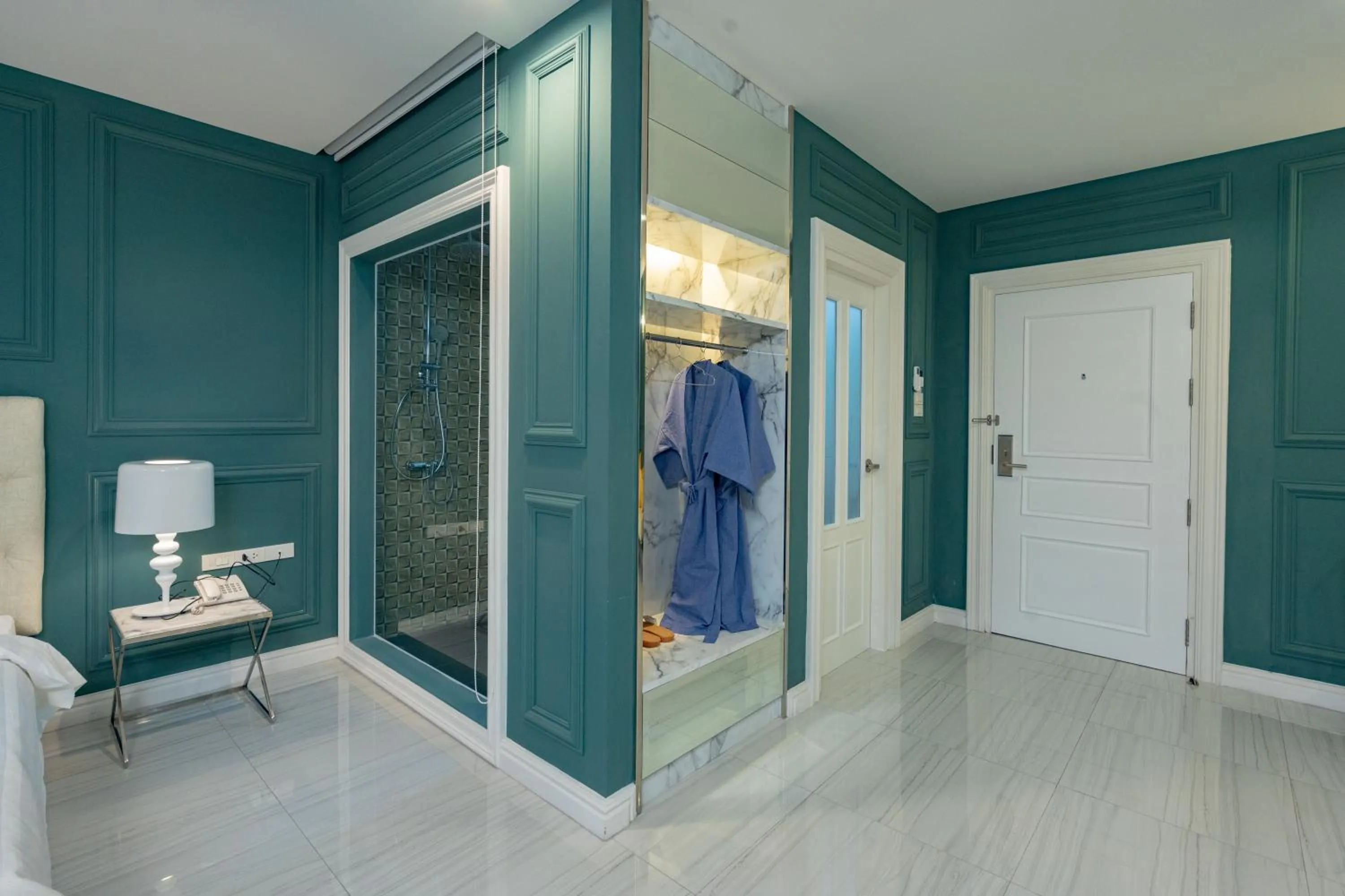 Photo of the whole room in Belle Grand Hotel