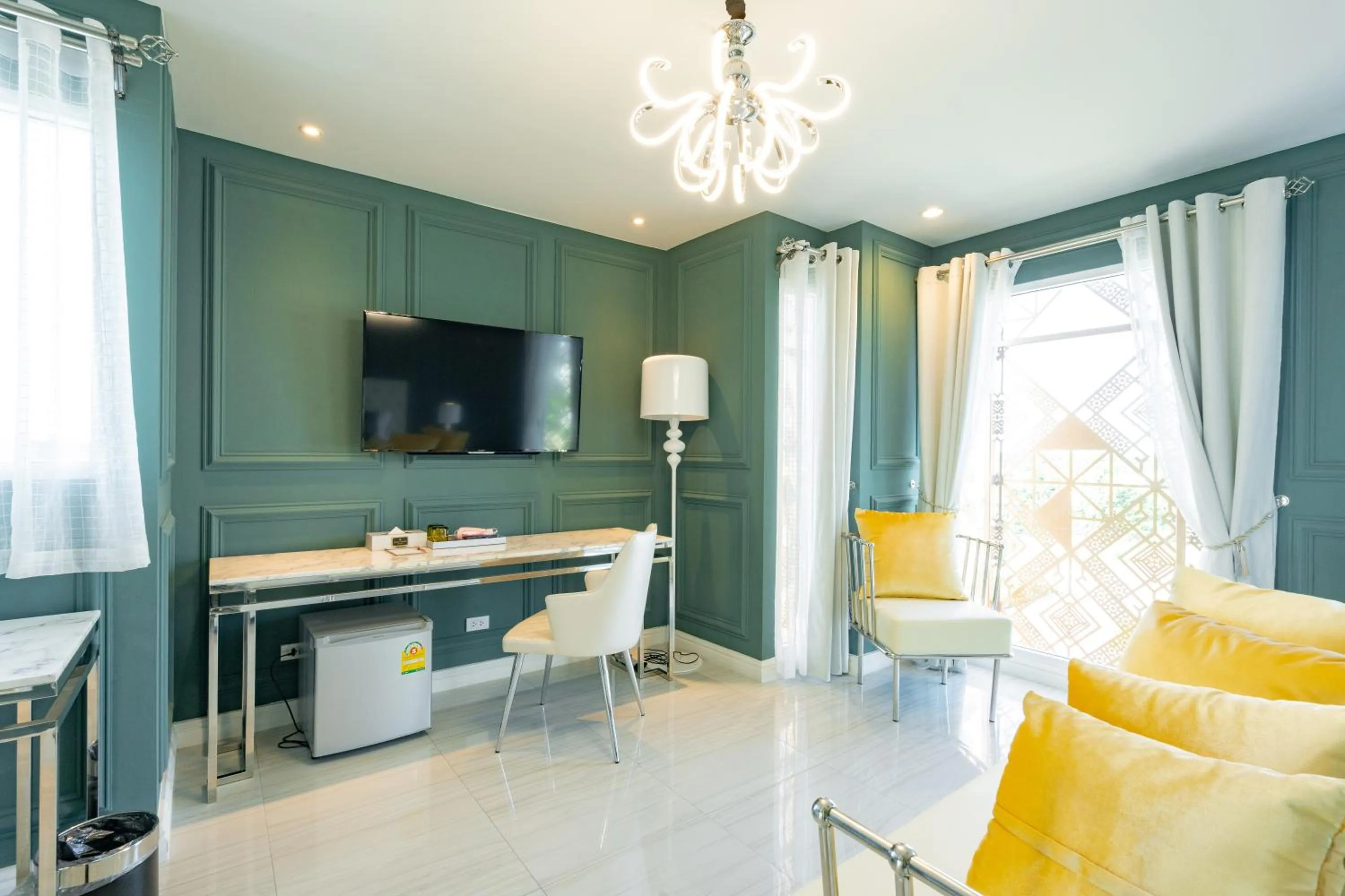 Photo of the whole room in Belle Grand Hotel