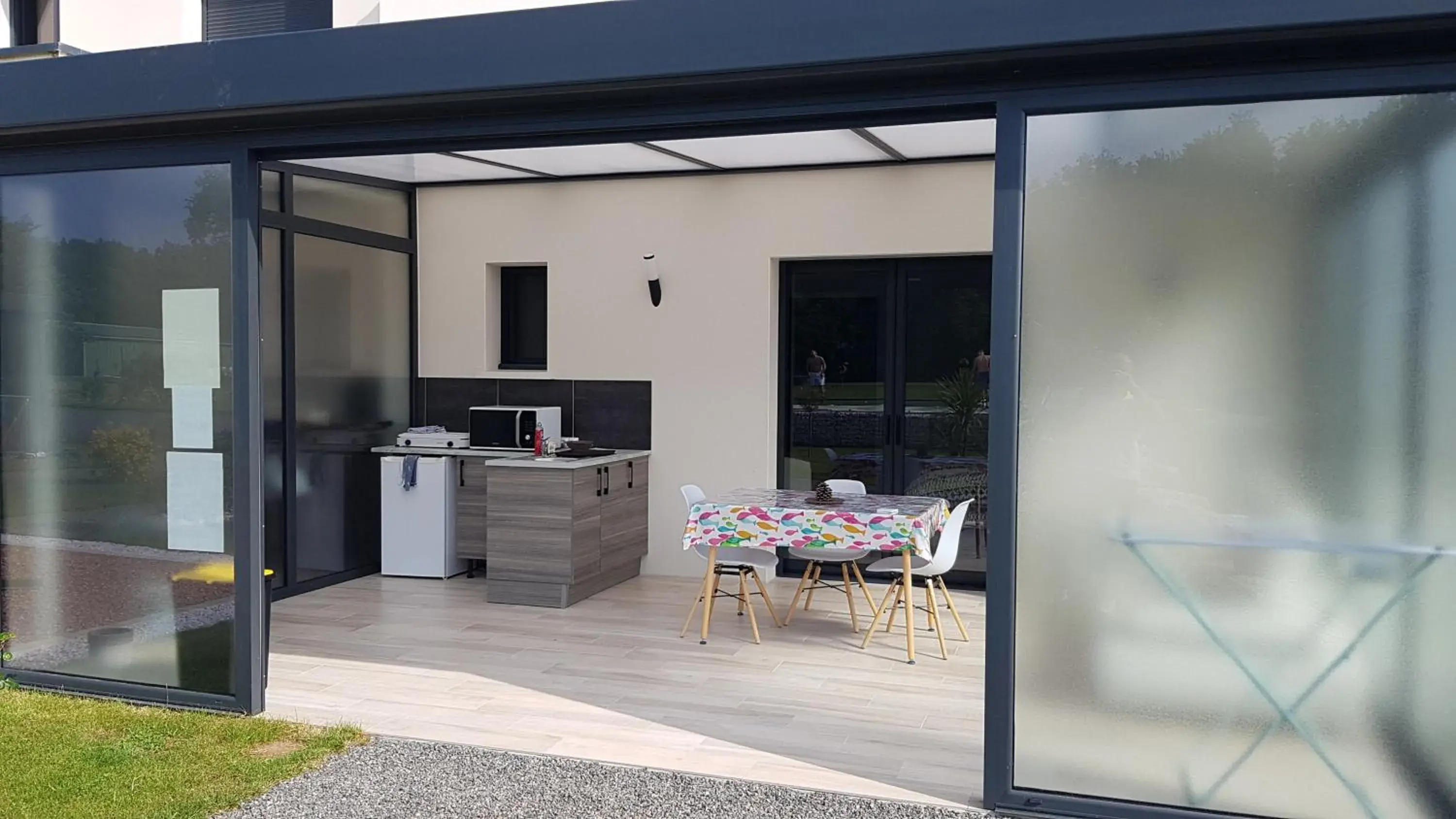 Triple Room with Pool View - La Pierrière in Alolival Triple Room with Pool View - La Pierrière in Alolival