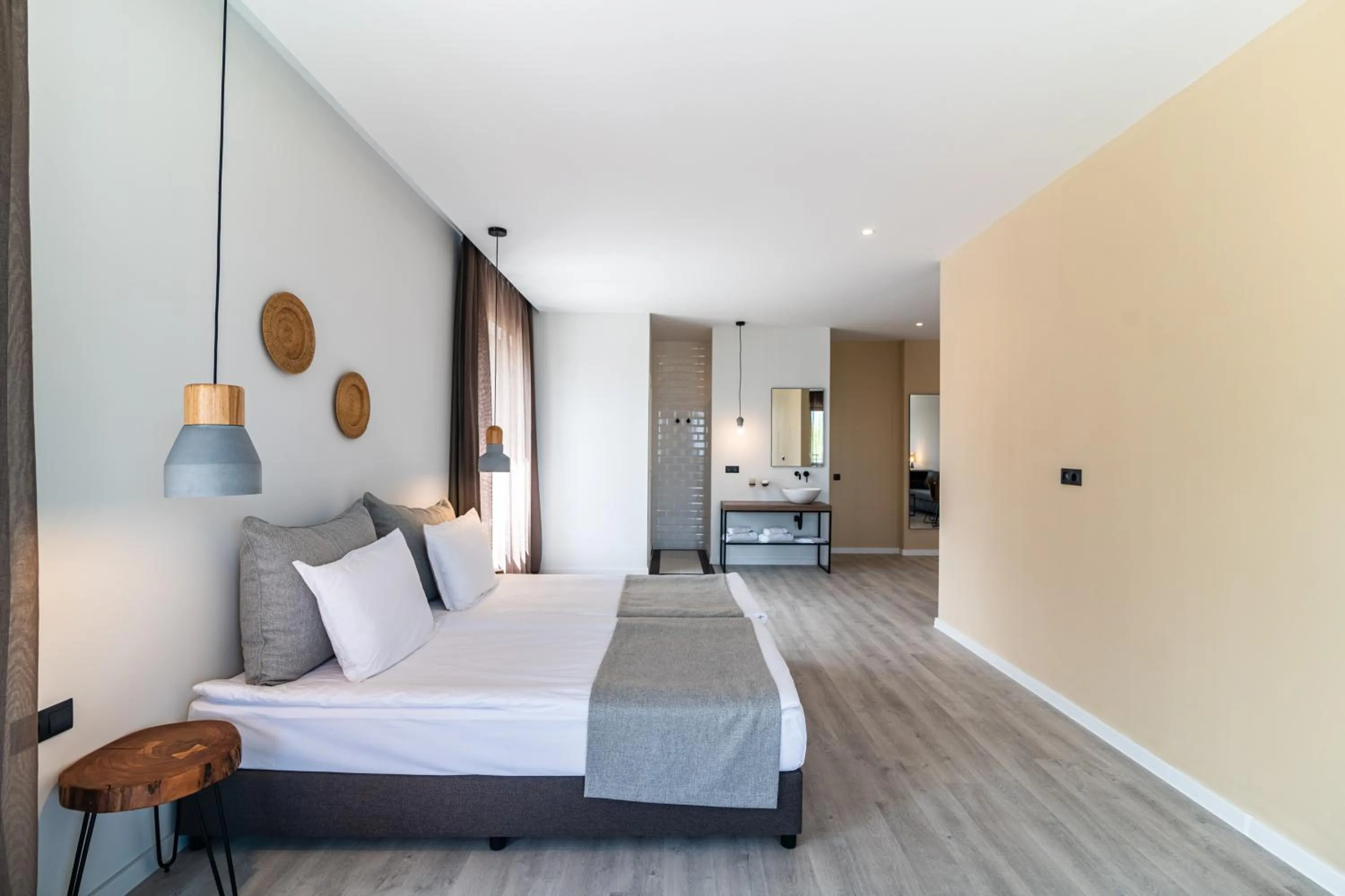 Bedroom, Bed in Primorski Hotel