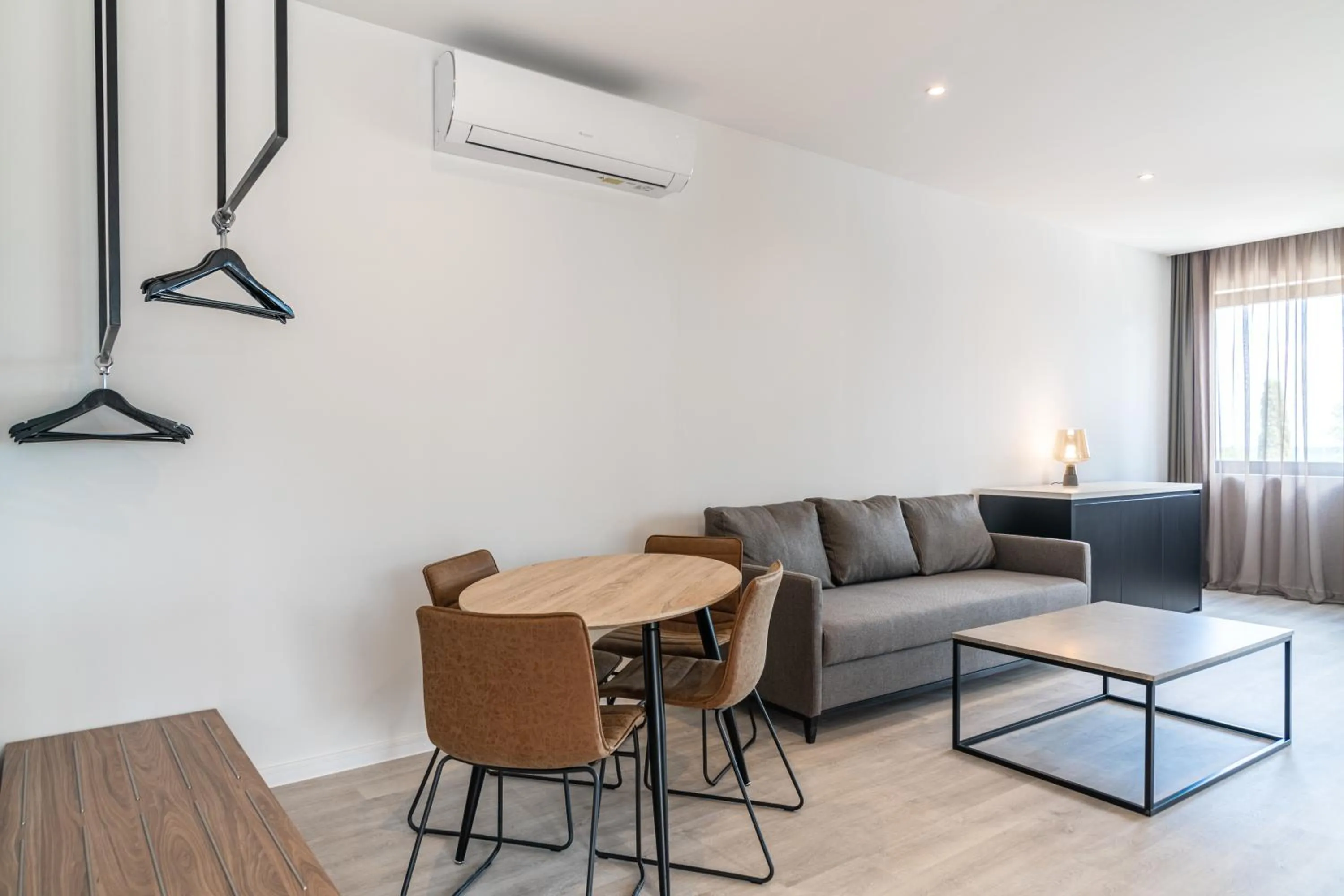 Living room in Primorski Hotel