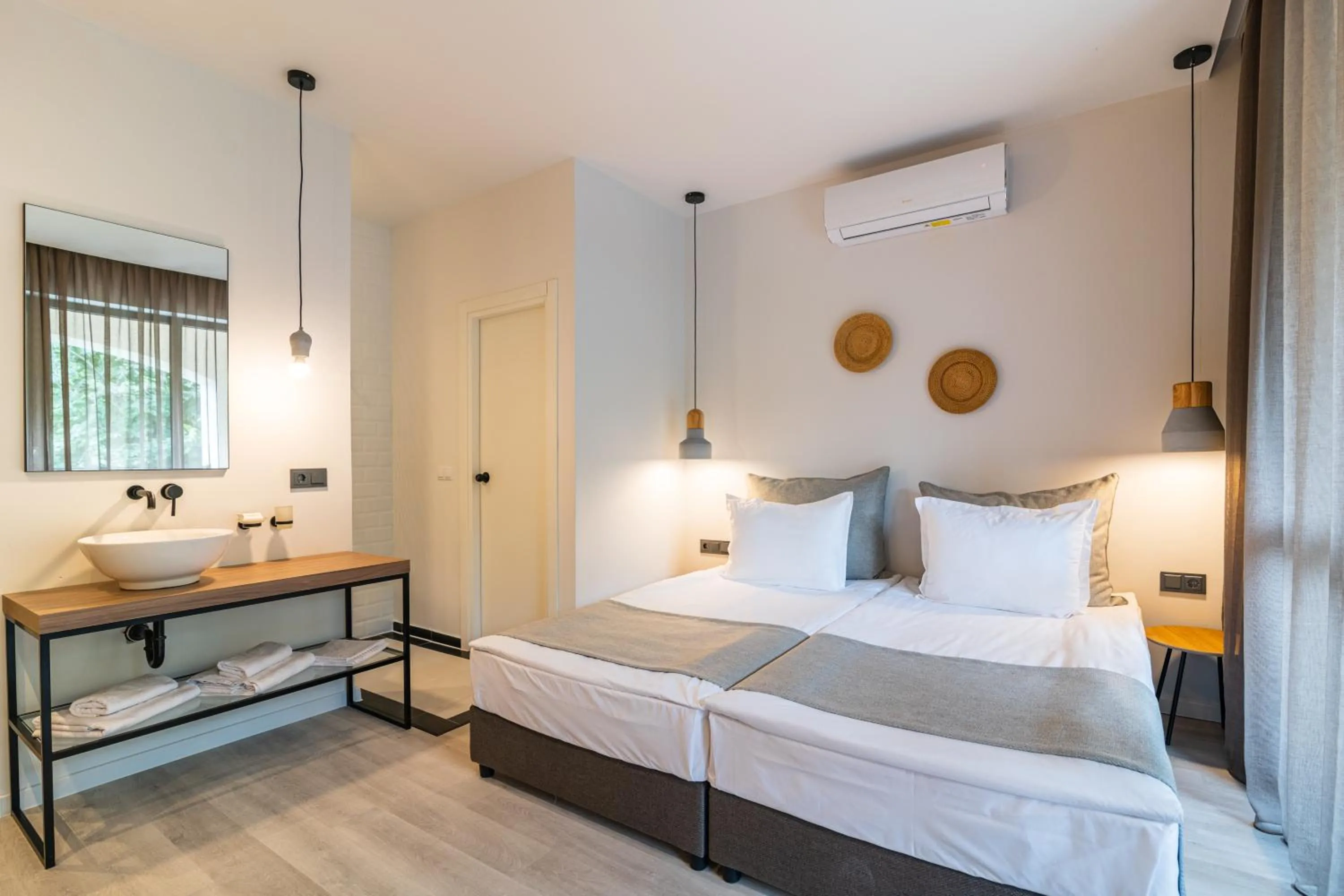 Bed in Primorski Hotel