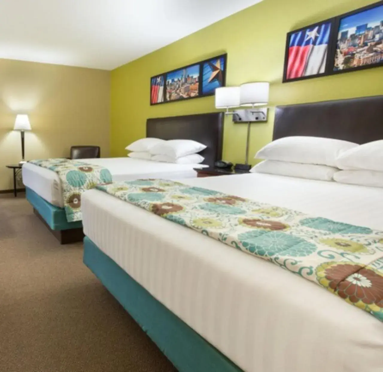 Queen Room with Two Queen Beds and Tub w/Grab Bars - Mobility/Hearing Accessible - Non-Smoking in Drury Inn & Suites Houston The Woodlands Queen Room with Two Queen Beds and Tub w/Grab Bars - Mobility/Hearing Accessible - Non-Smoking in Drury Inn & Suites Houston The Woodlands