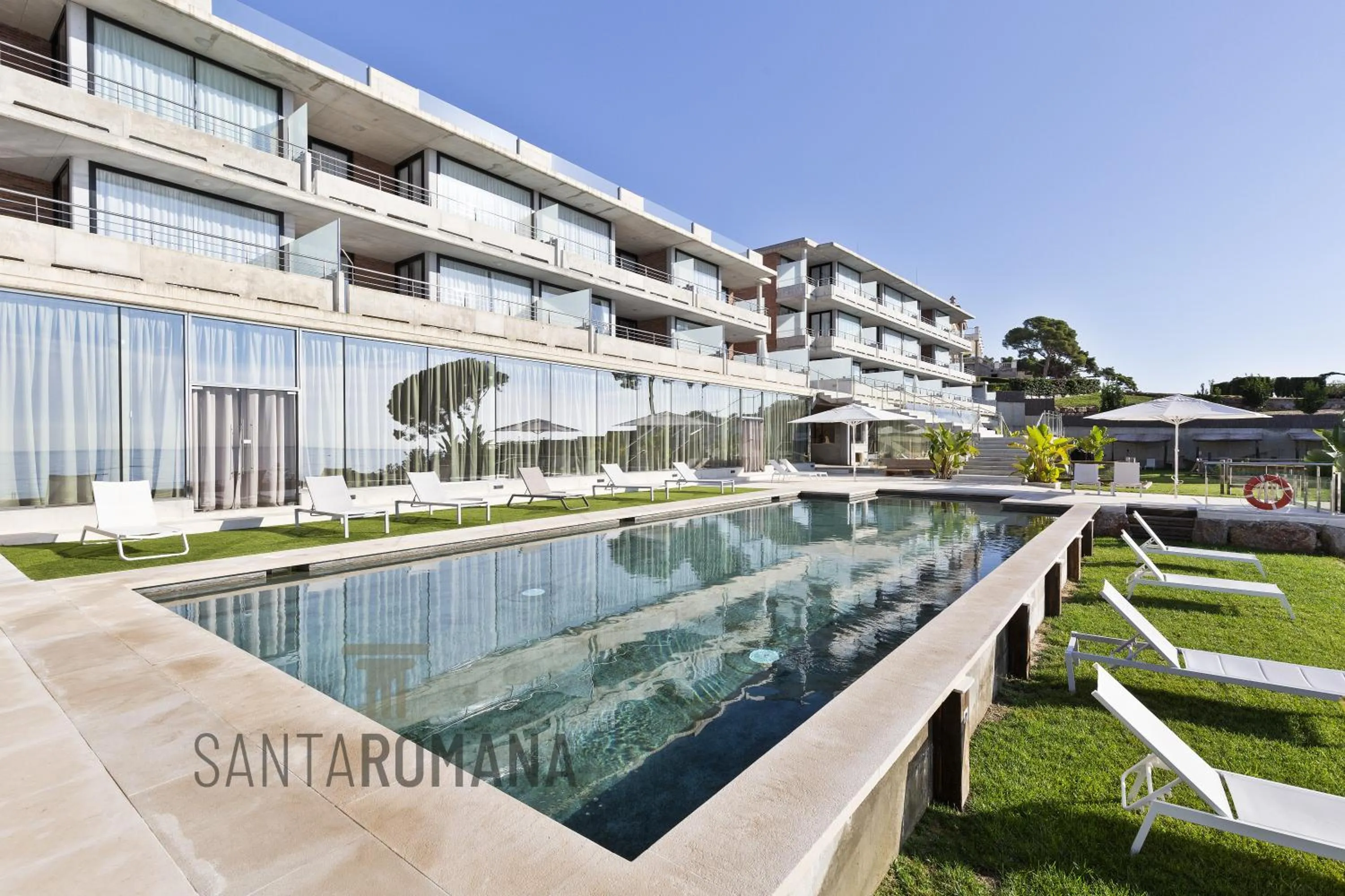 Santa Romana Apartments & Suites