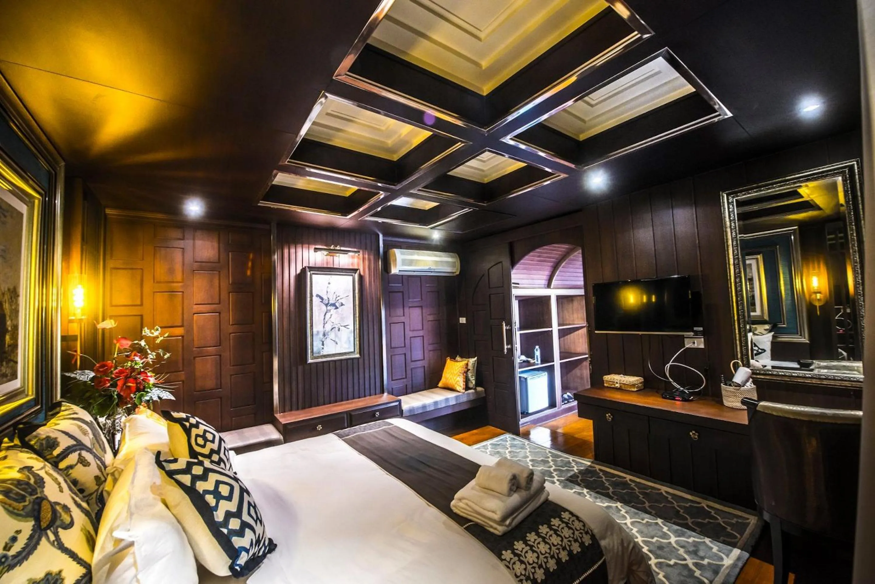 Bed in Amara Villa Khao Ka Lok