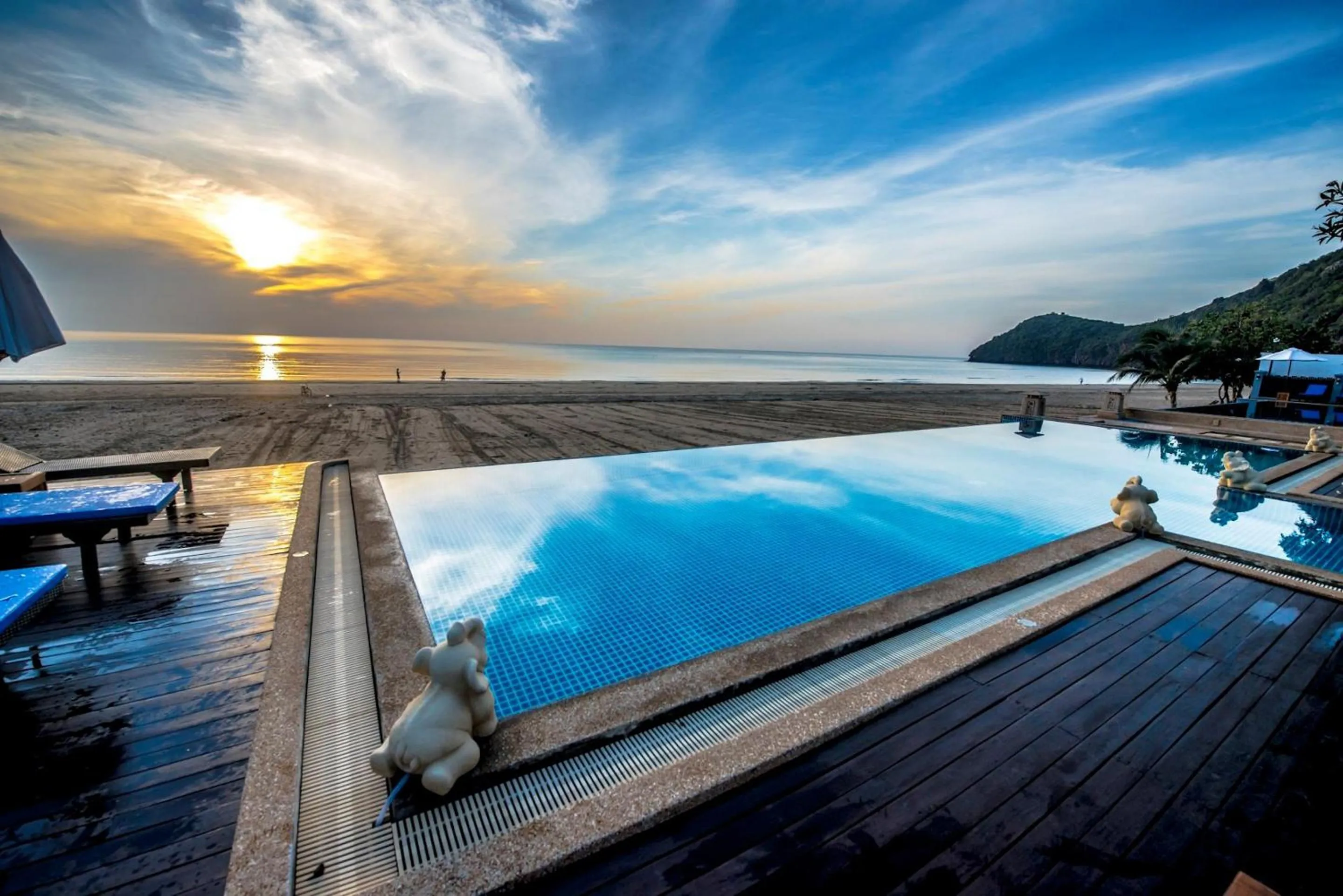 Swimming pool in Amara Villa Khao Ka Lok