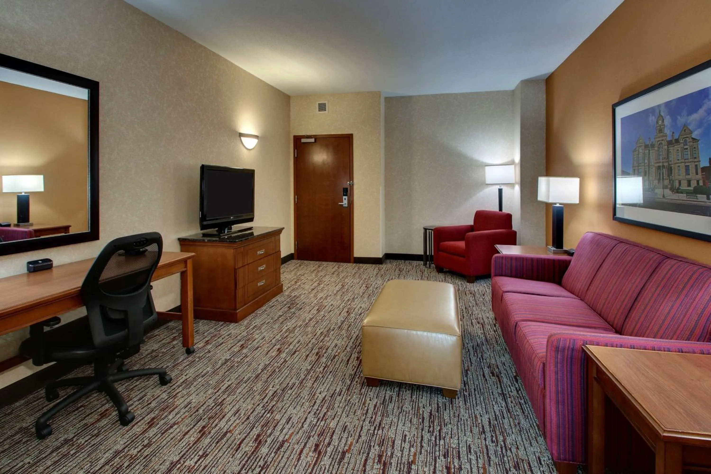 Photo of the whole room in Drury Inn & Suites Findlay