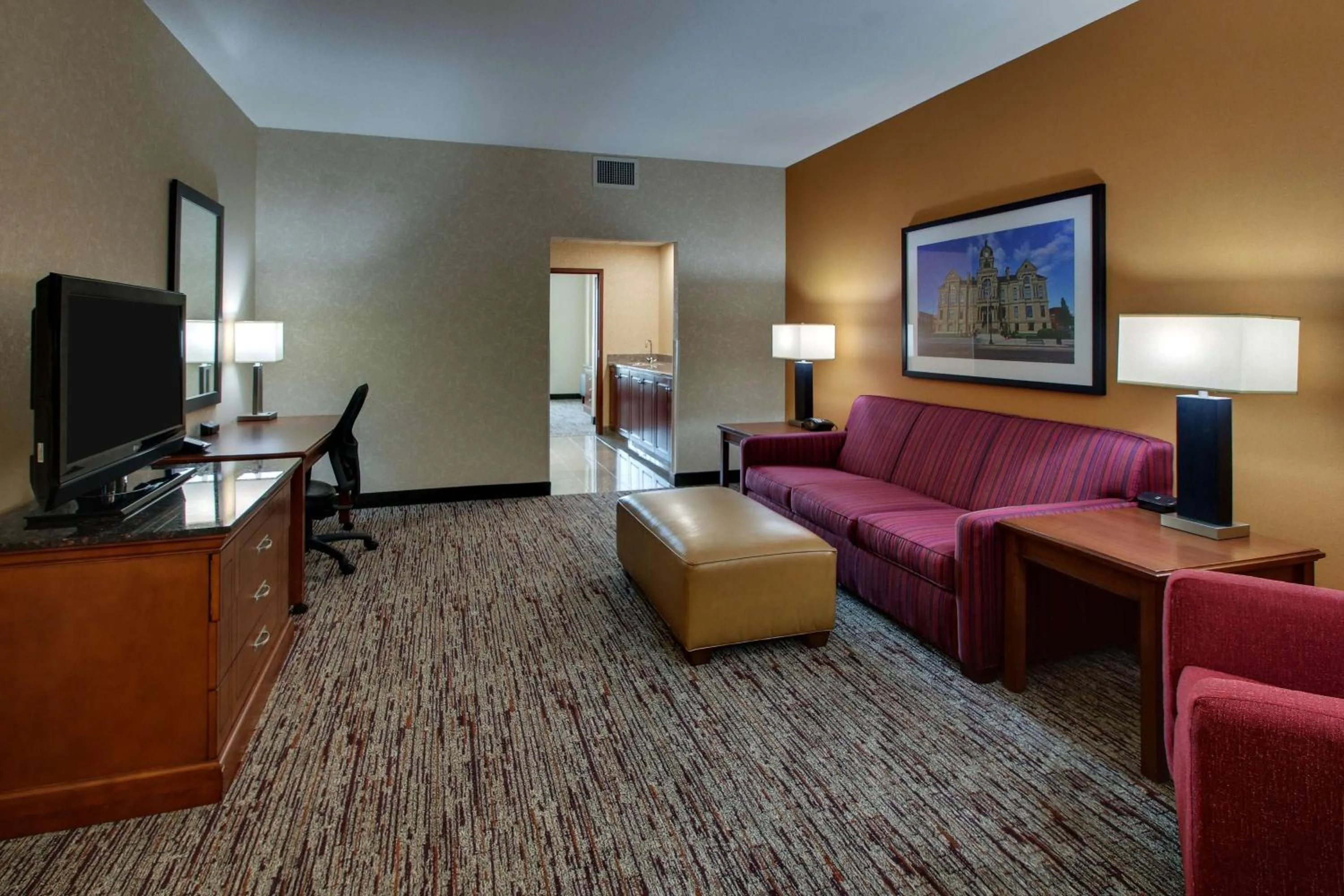 Photo of the whole room in Drury Inn & Suites Findlay