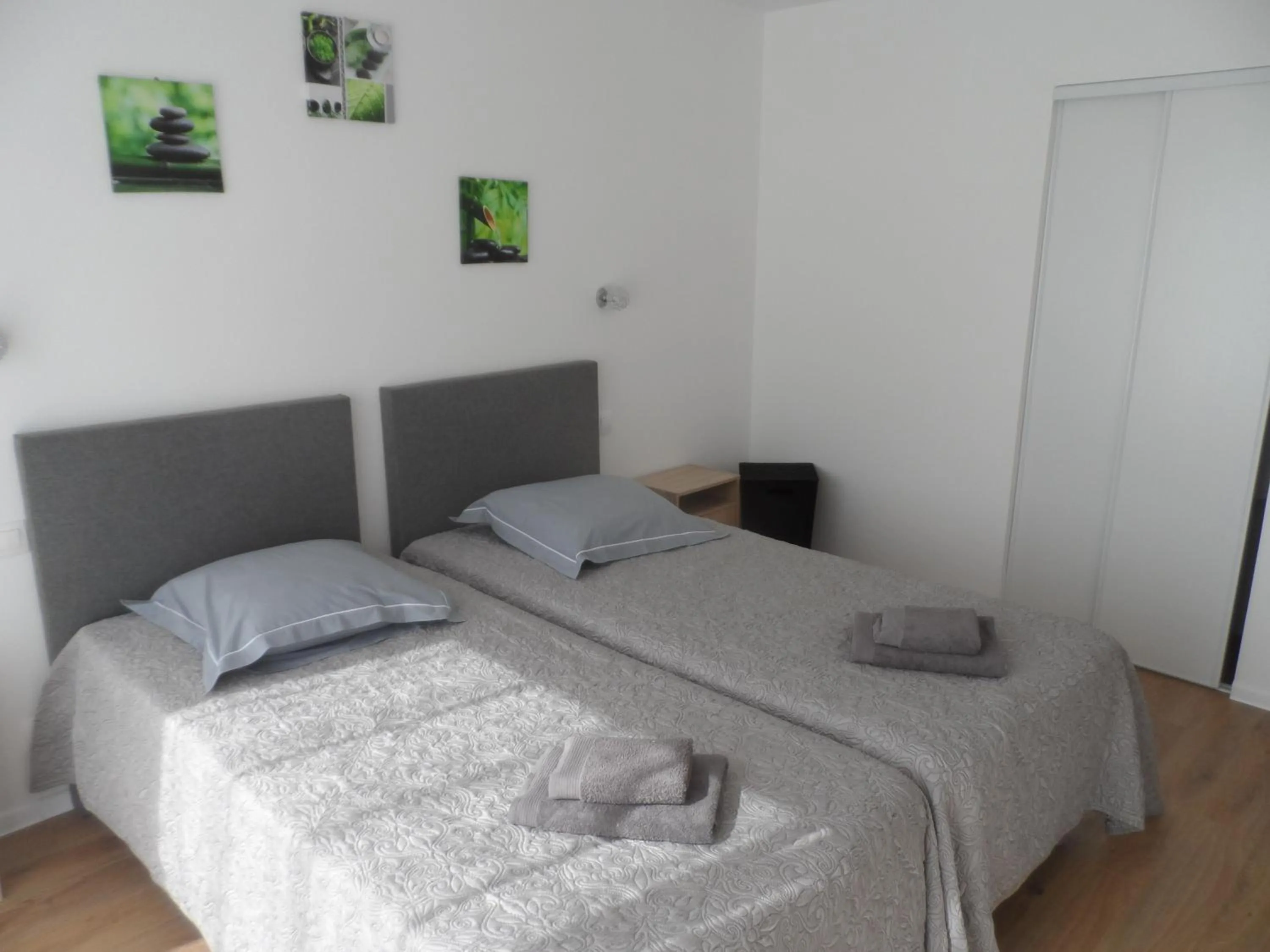 Bedroom, Bed in Cottage Cafecouet'Breizh