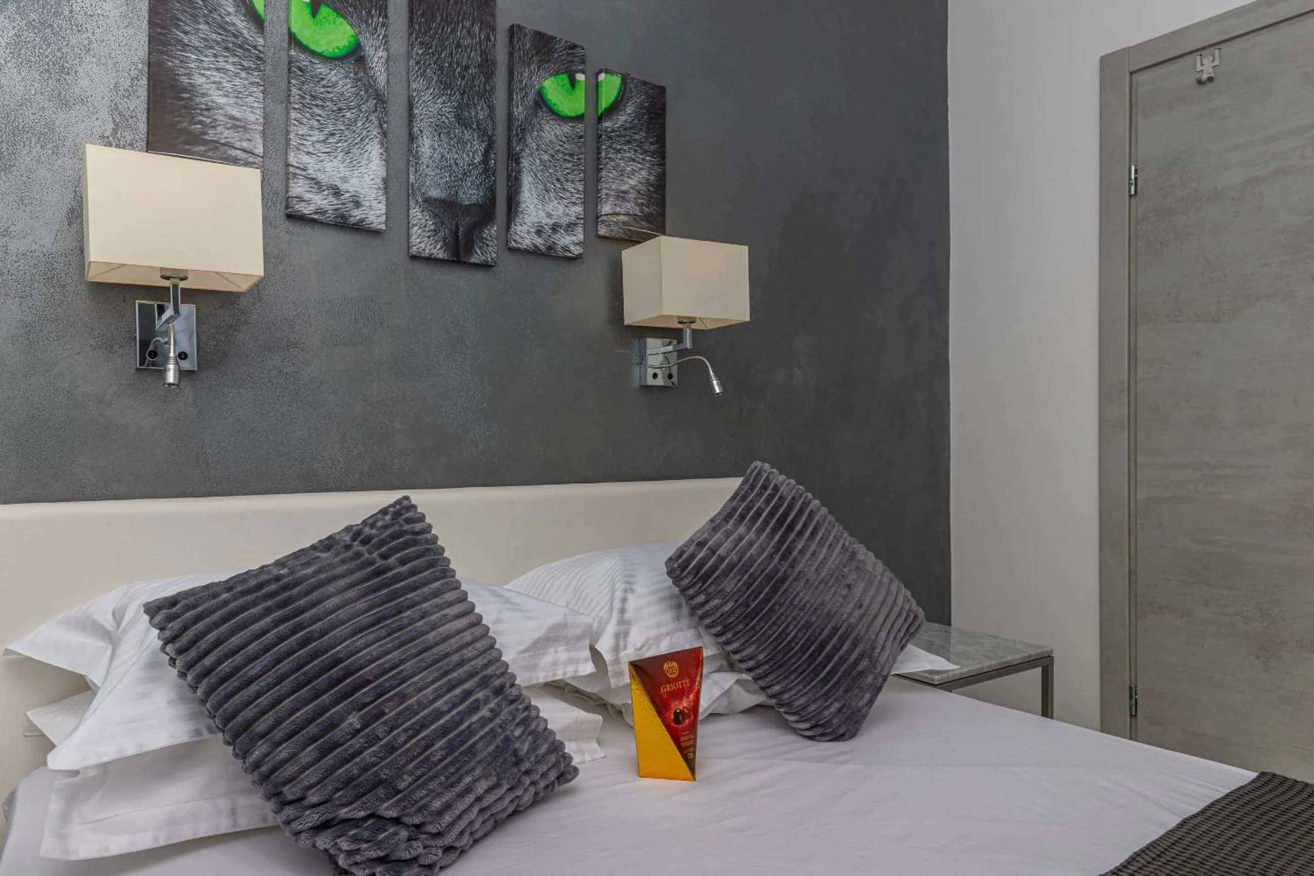 Bed in Apartment Rippl II