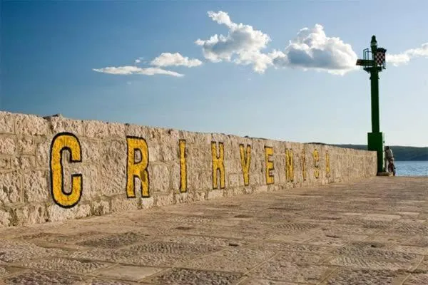 Text overlay in Apartment Rippl II