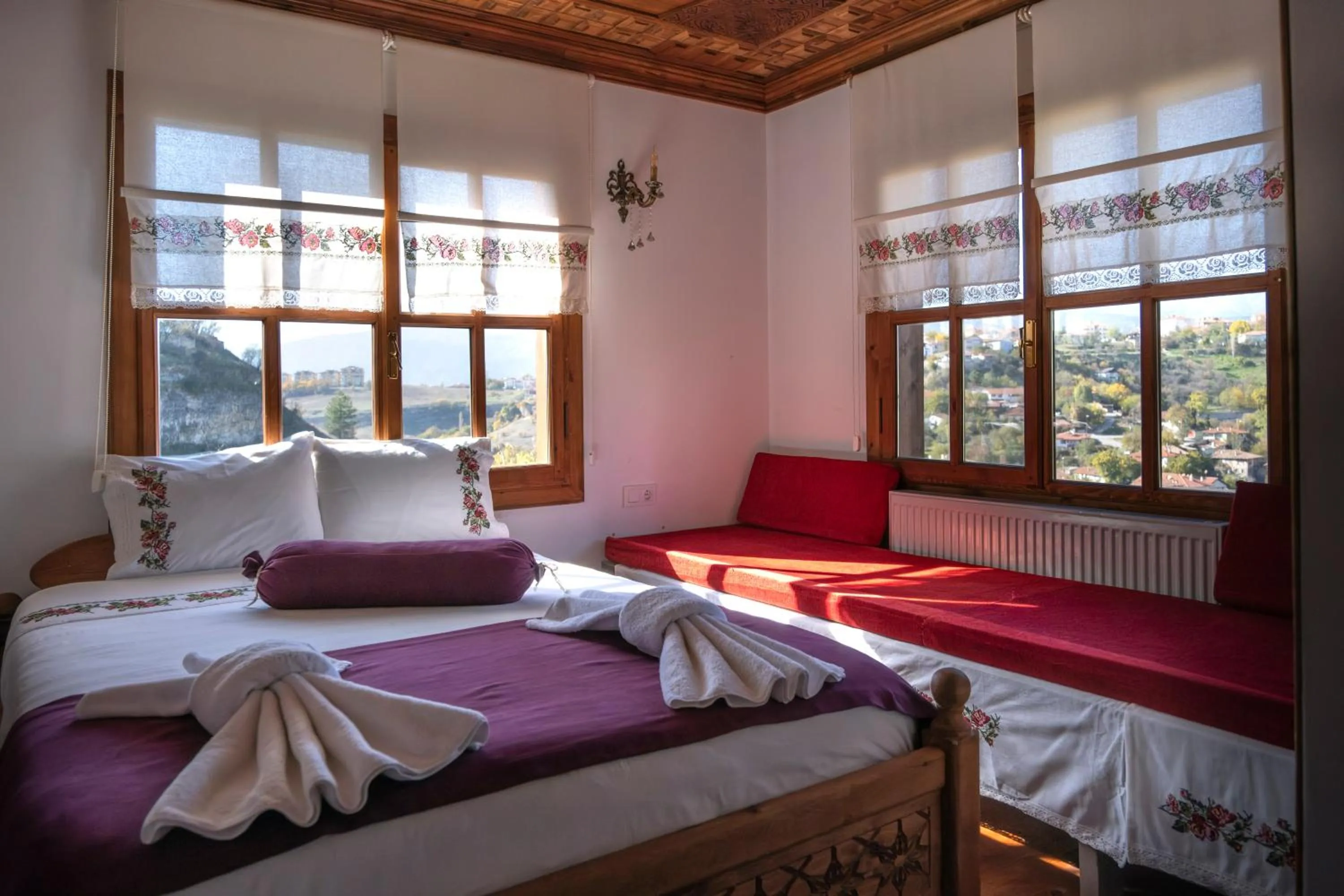 Photo of the whole room in Gunes Konak Otel Safranbolu