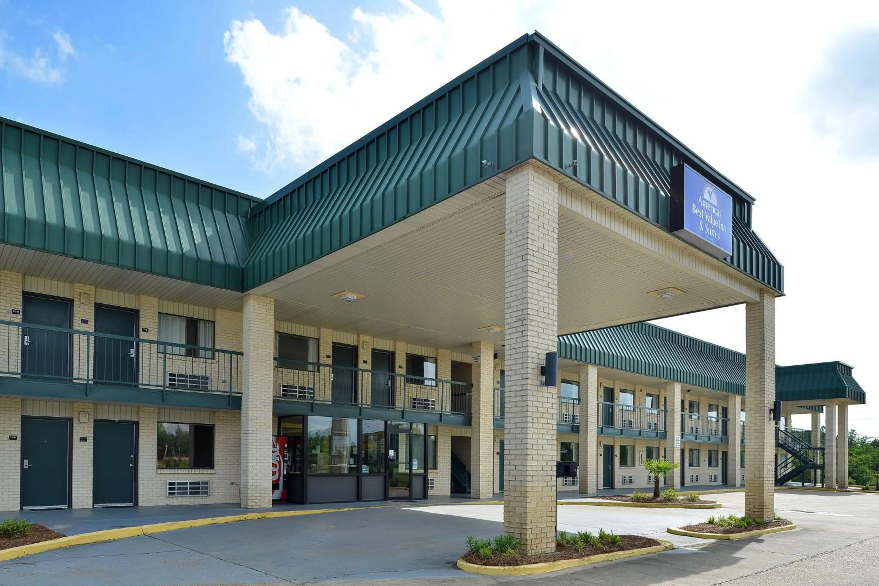 Property building in Americas Best Value Inn Winona