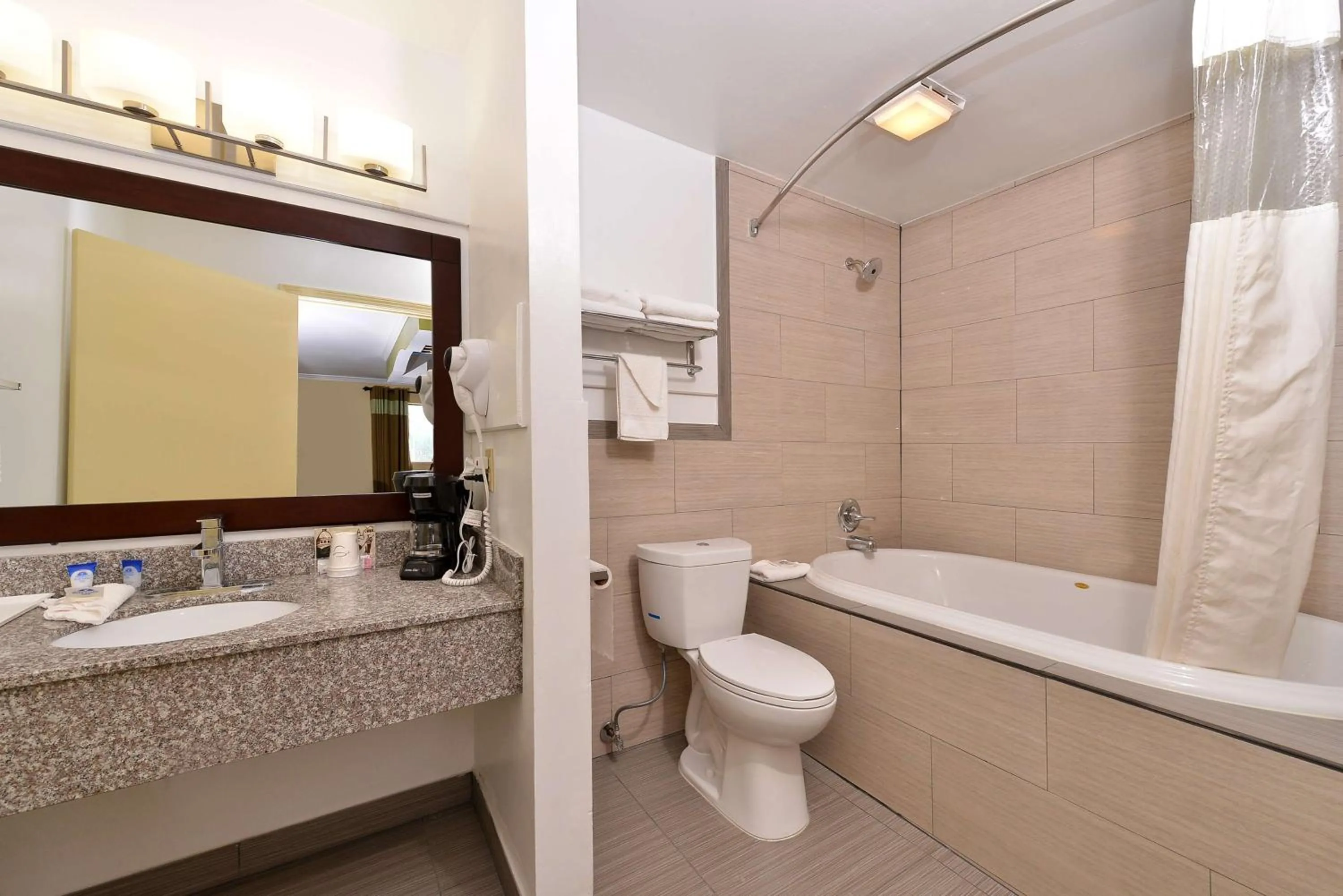 Photo of the whole room in Americas Best Value Inn Winona