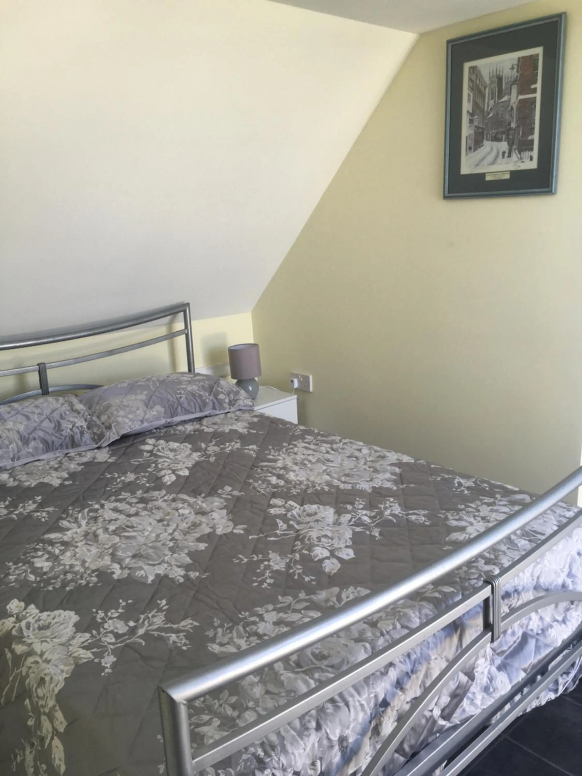 Bed in Folly Fields Farm B&B