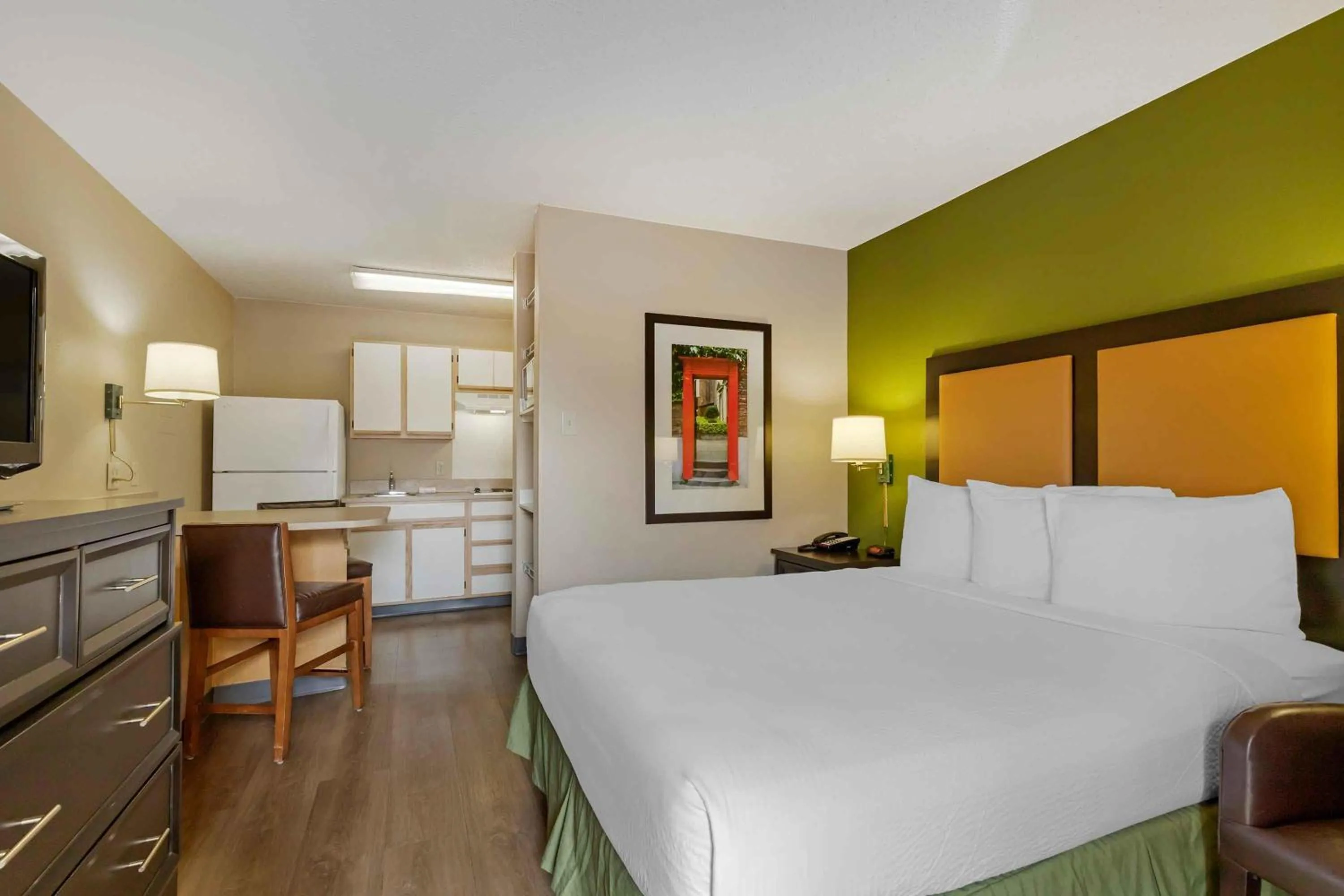 Bedroom, Bed in Extended Stay America Suites - San Antonio - Airport