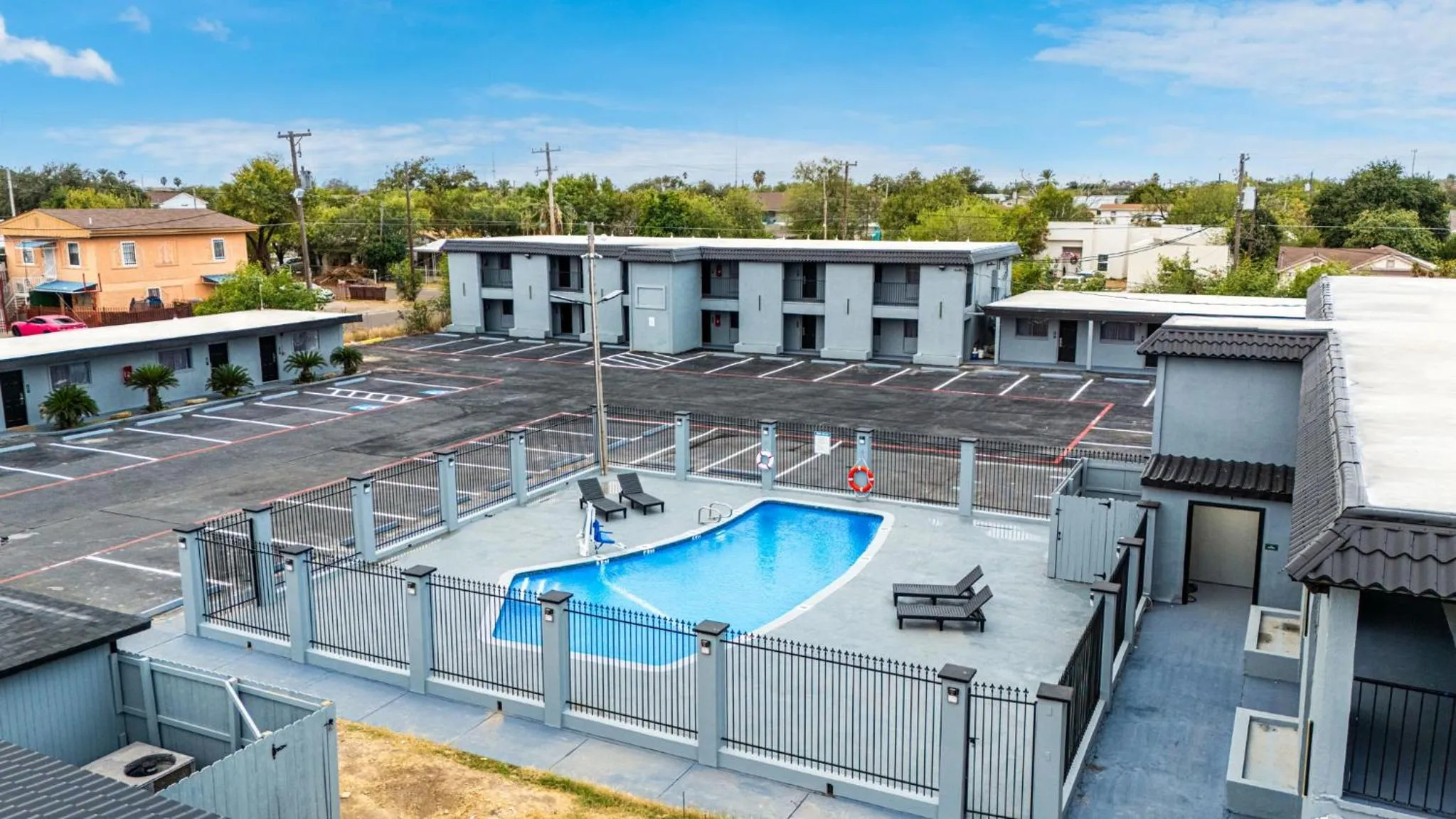 Property building in GuestHouse Extended Stay Laredo