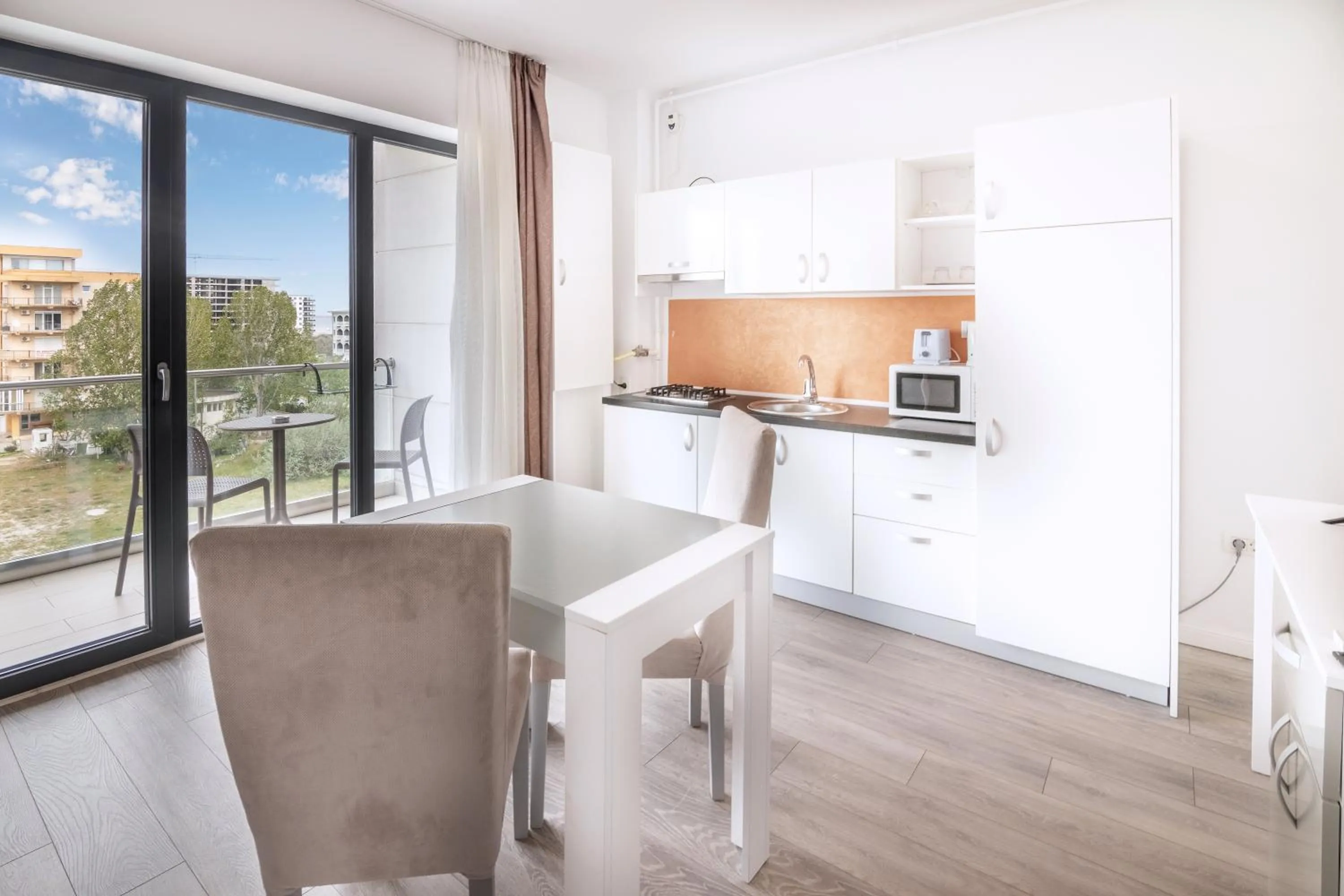 Kitchen or kitchenette in Miramare Residence Aparthotel