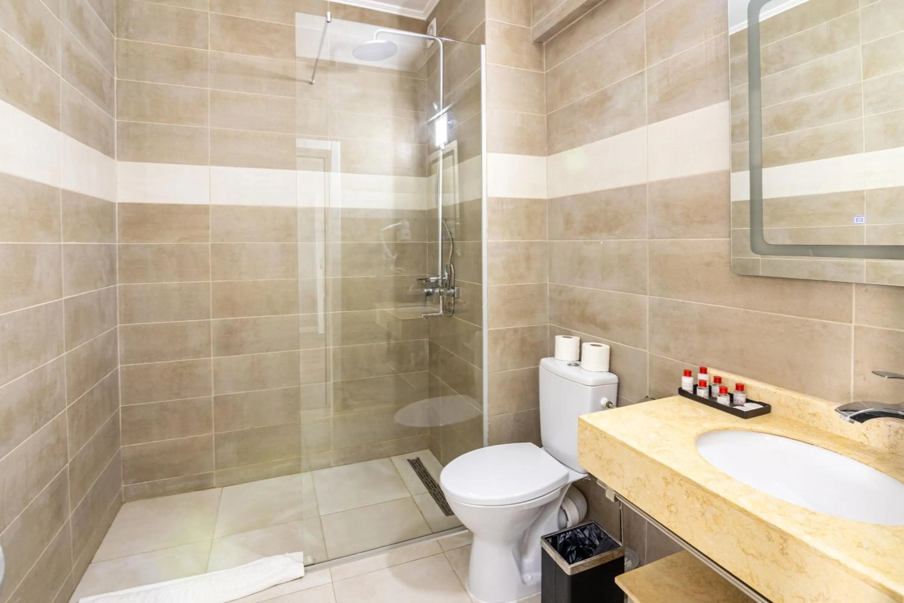 Shower in Miramare Residence Aparthotel