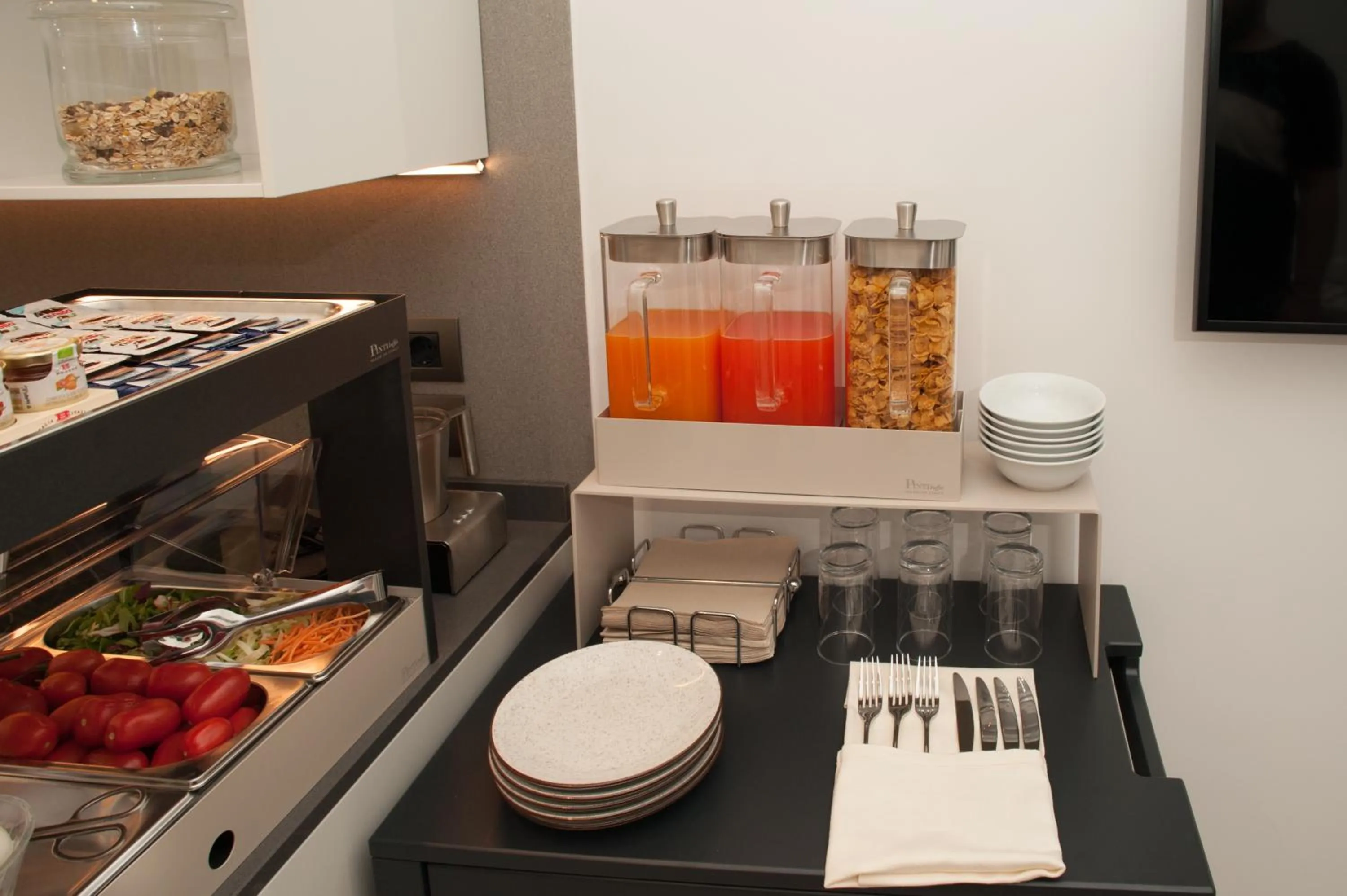 Breakfast in Wellness Home Rome