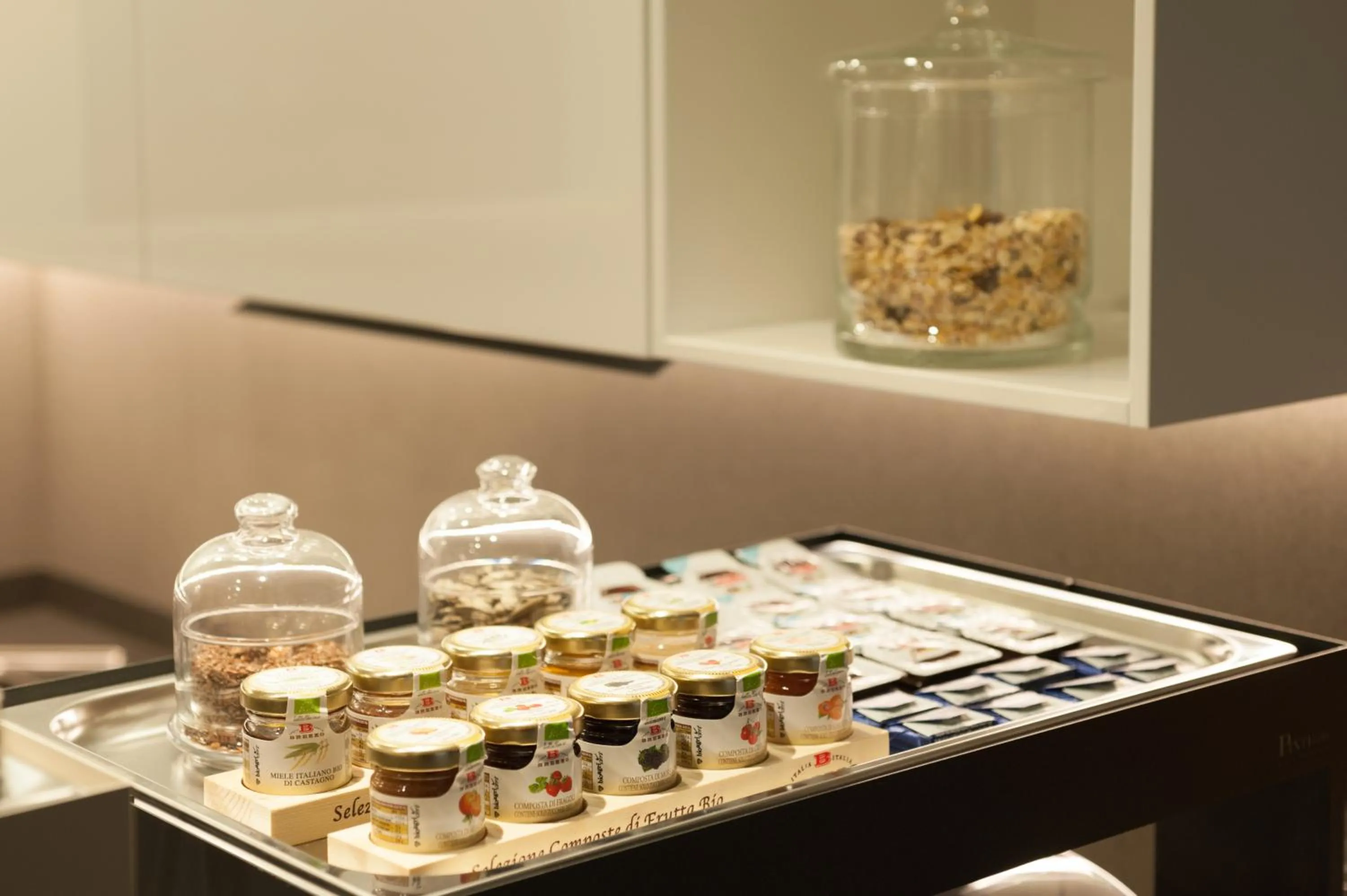 Breakfast in Wellness Home Rome