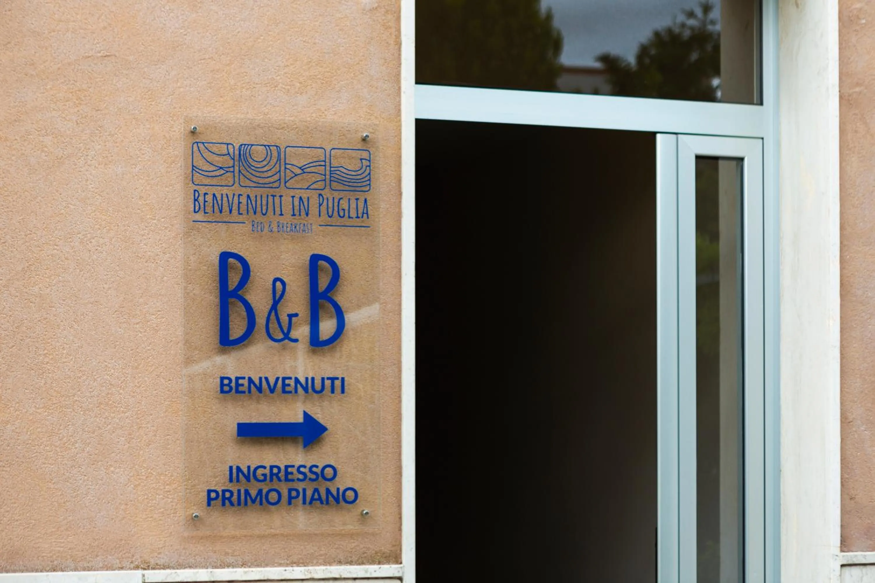 Property logo or sign in Benvenuti in puglia
