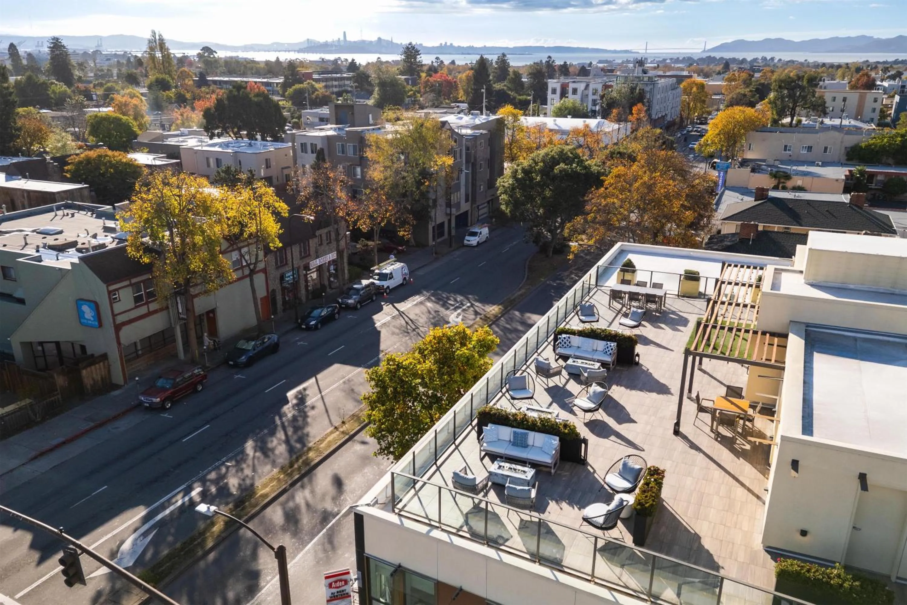 Property building in Aiden by Best Western Berkeley