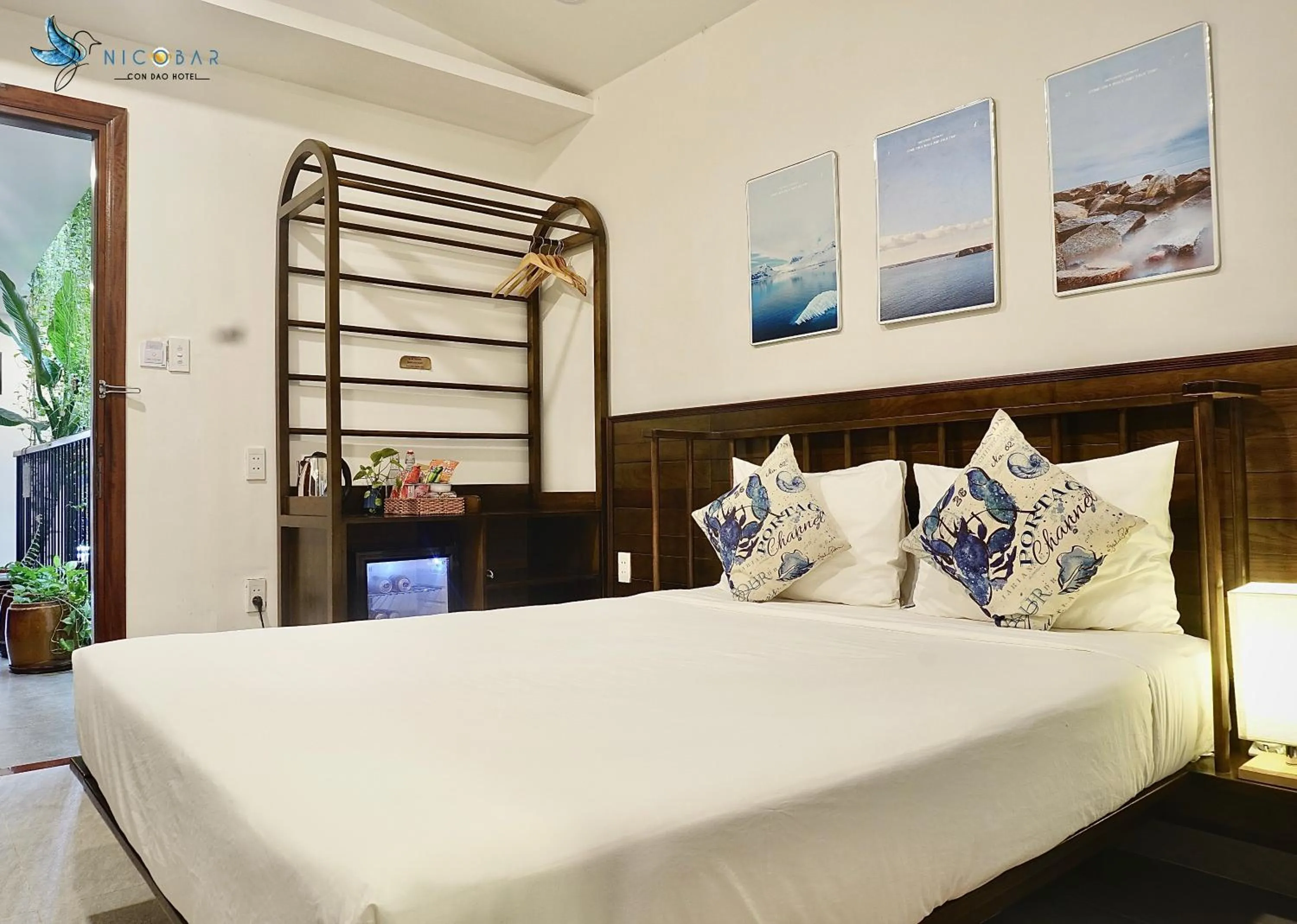 Bed in Nicobar Con Dao Hotel