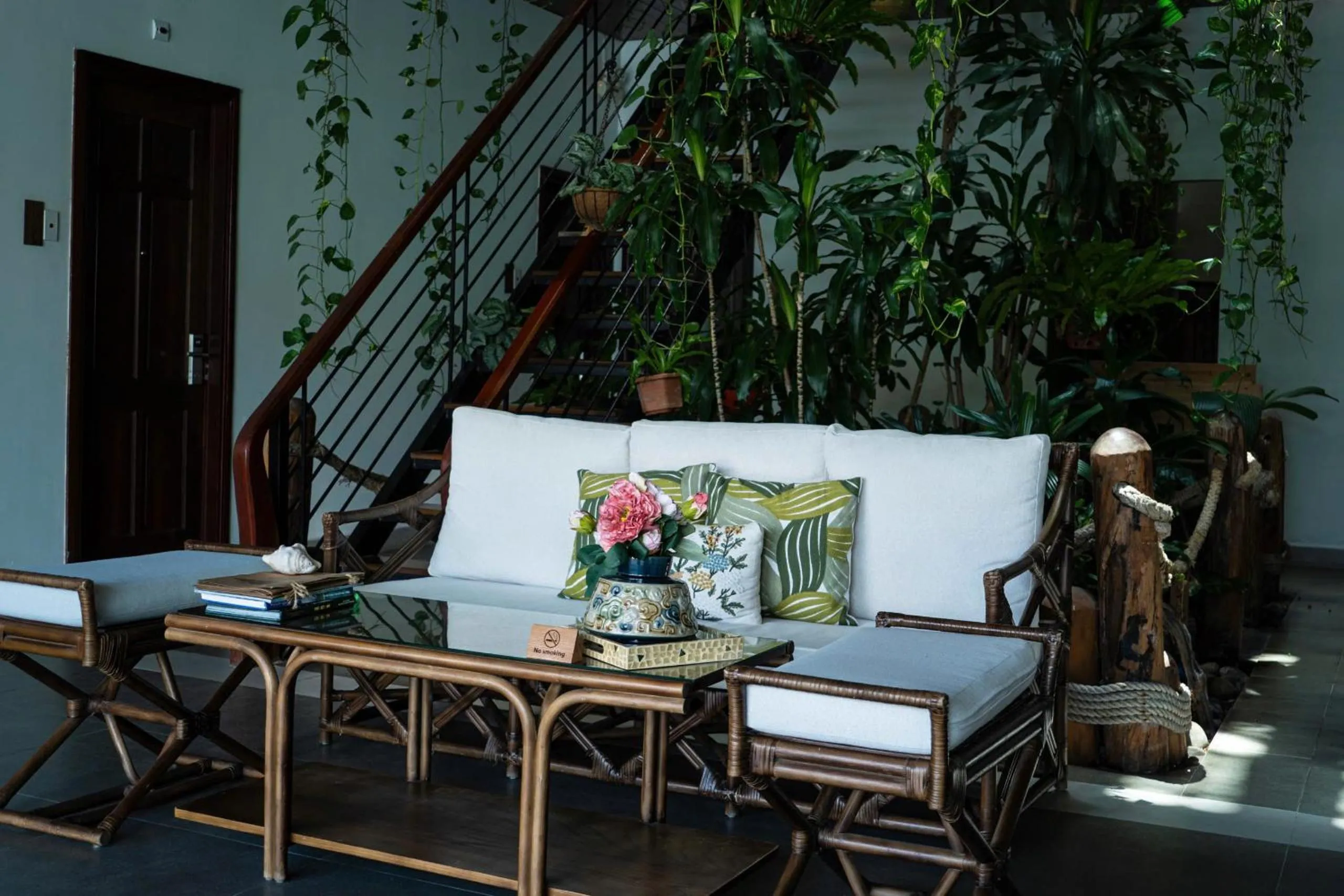 Property building in Nicobar Con Dao Hotel