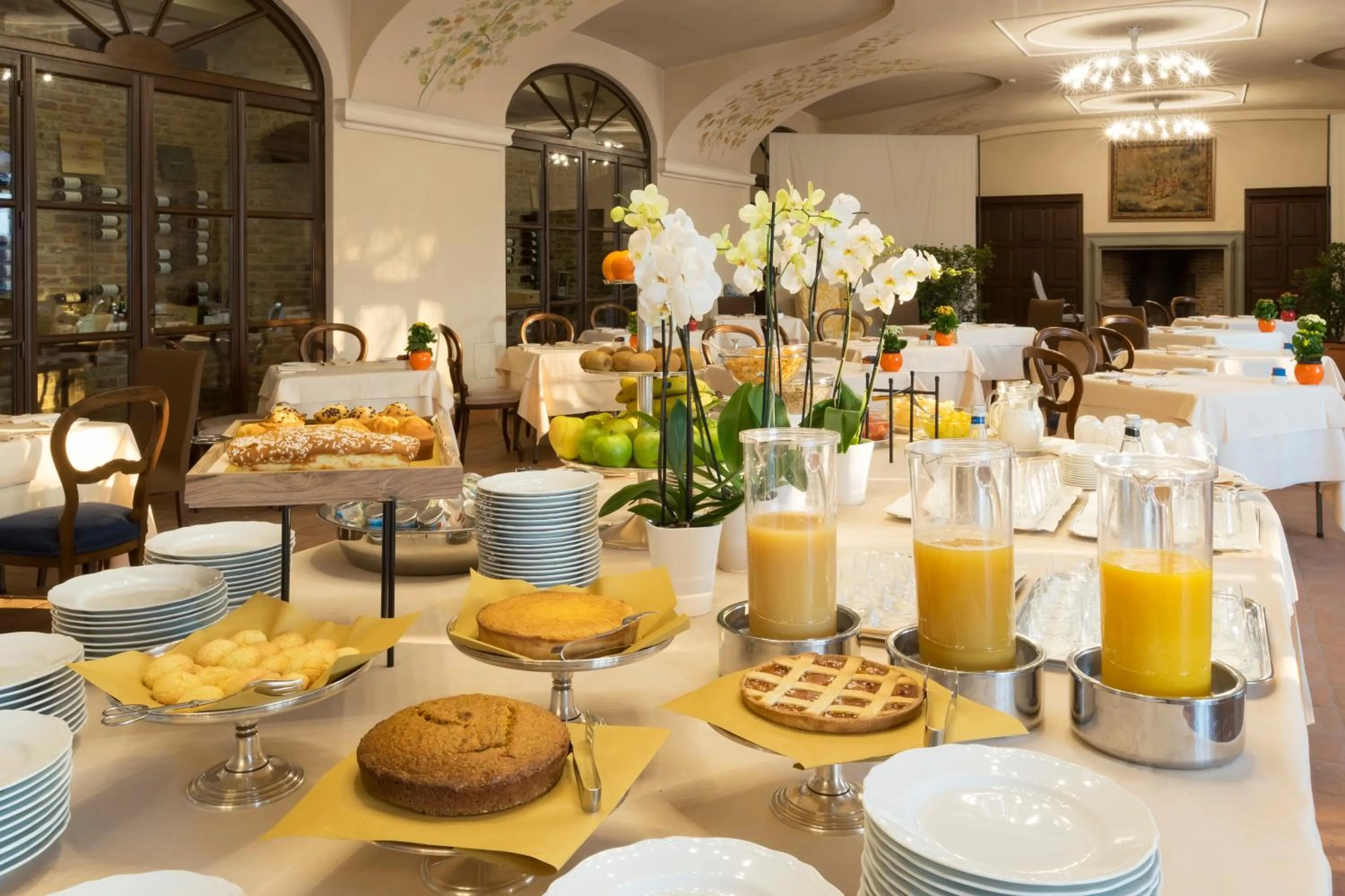 Buffet breakfast in Casa Munfrà