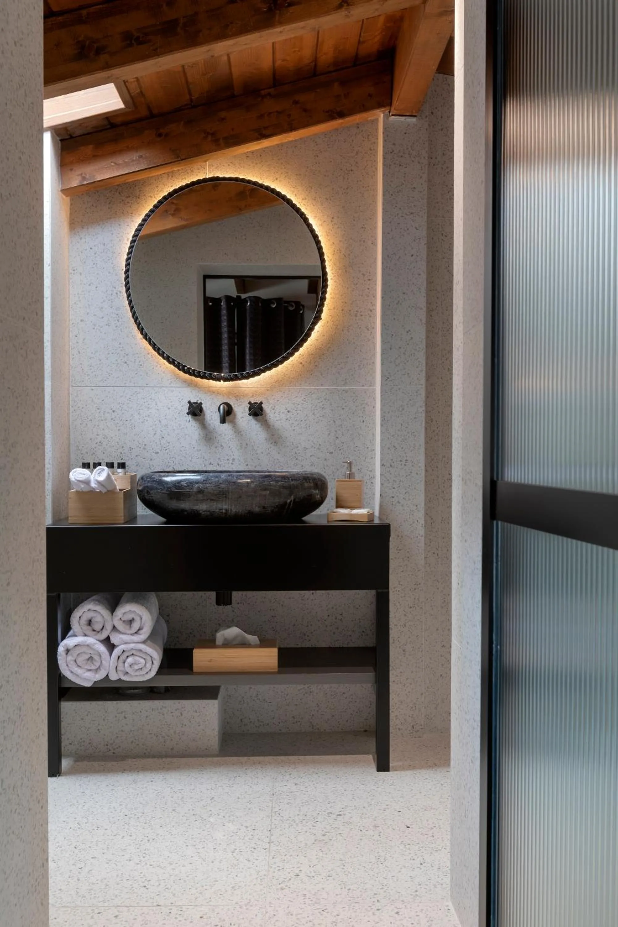 Shower in Noma Hotel