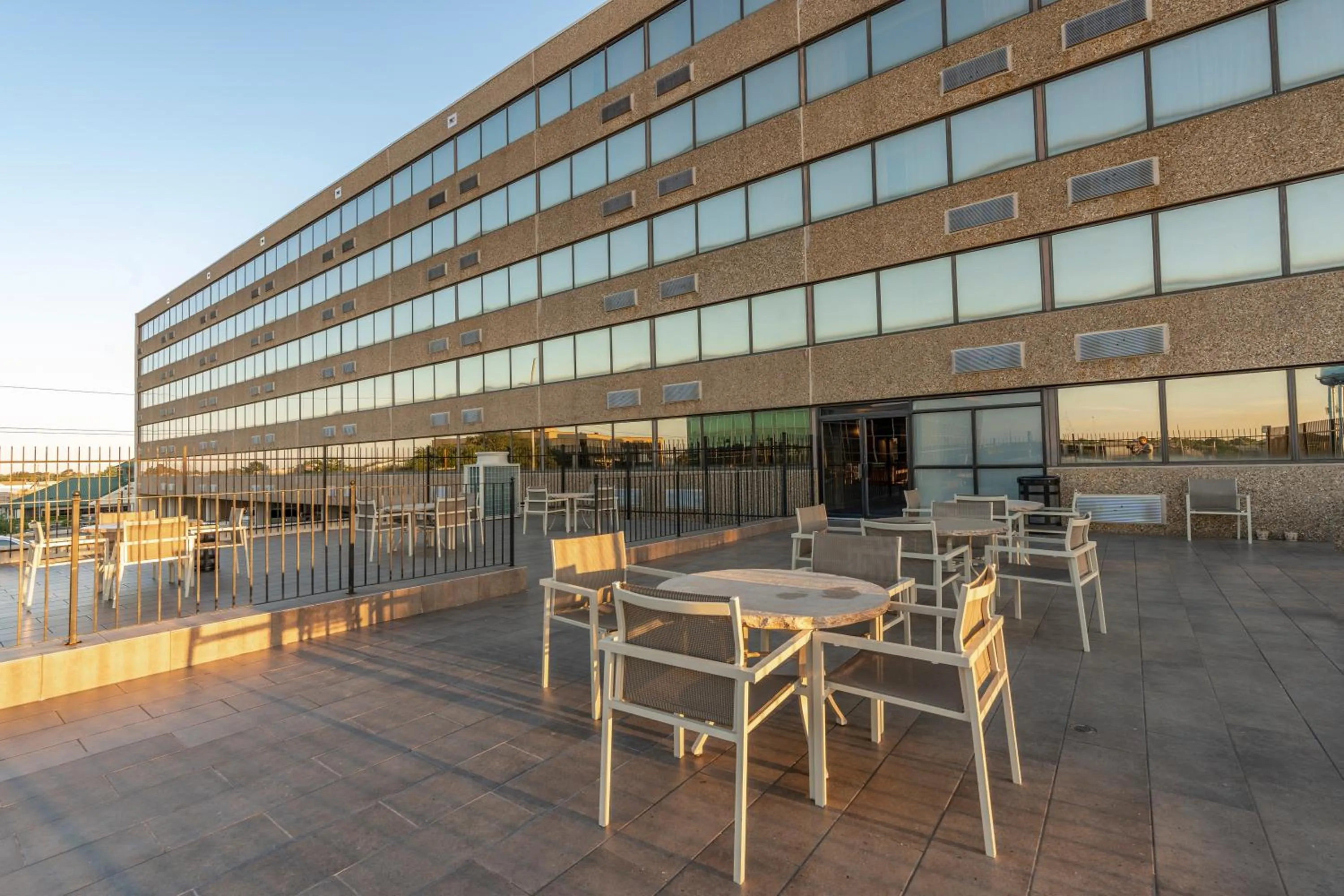 Balcony/Terrace in Comfort Inn & Suites At Copeland Tower