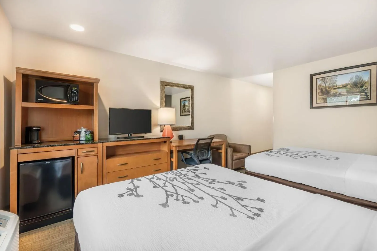 Colstrip Inn & Suites