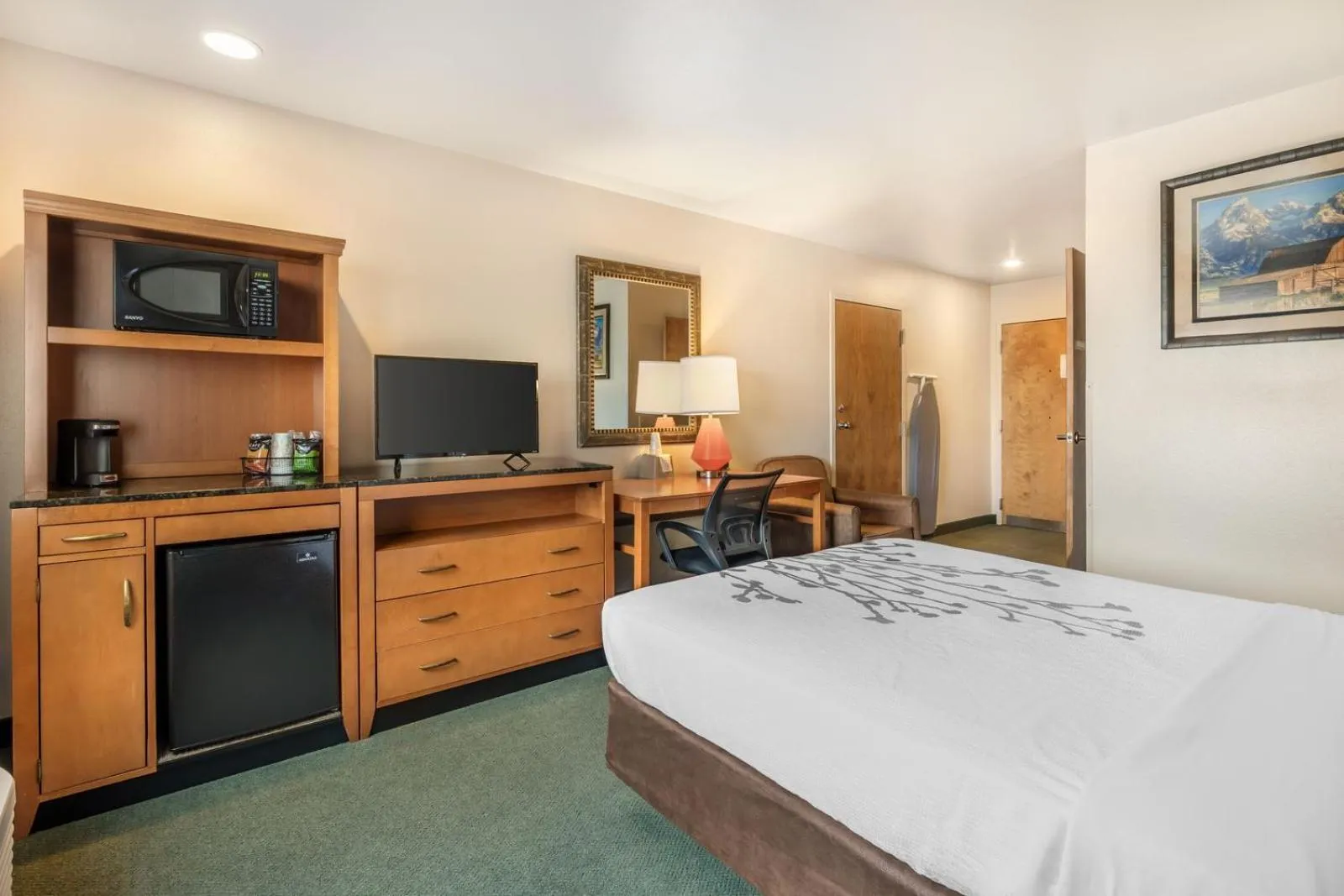 Colstrip Inn & Suites