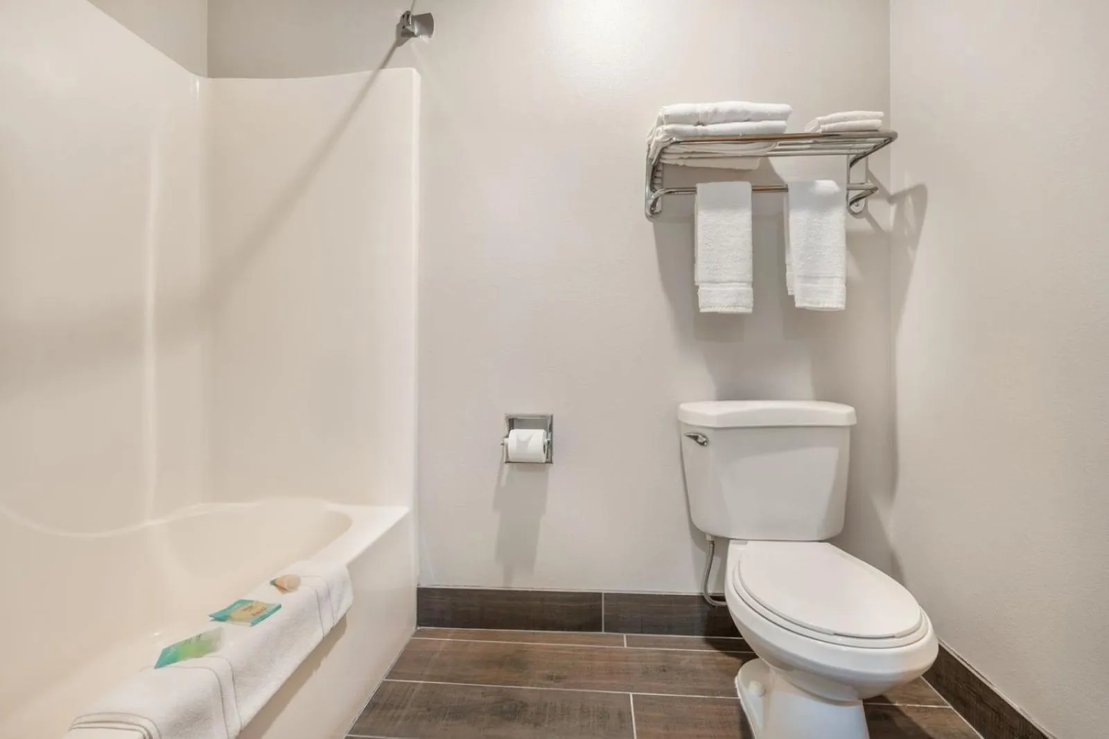 Bathroom in Colstrip Inn & Suites