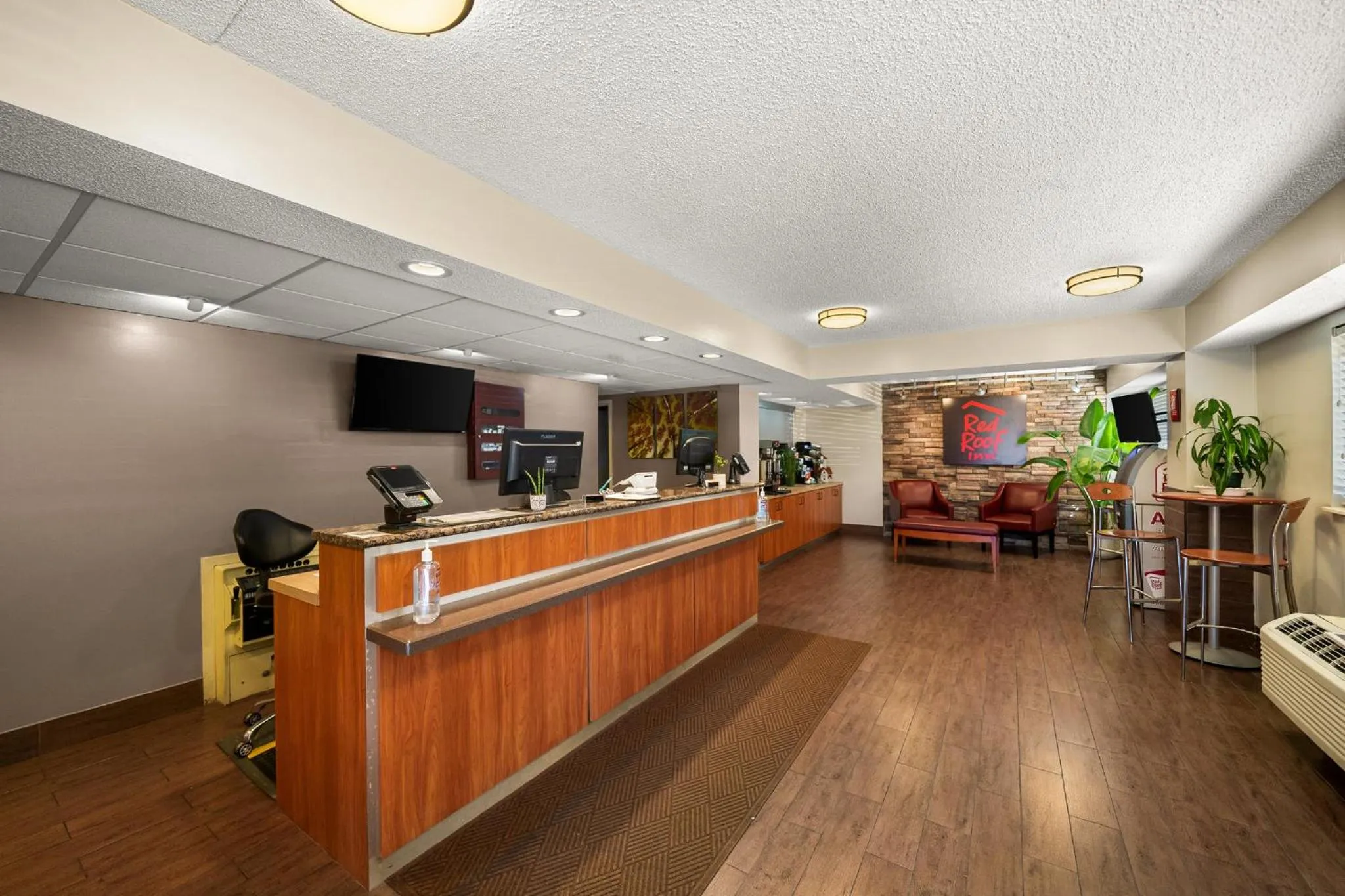 Lobby or reception in Red Roof Inn Dallas - DFW Airport North