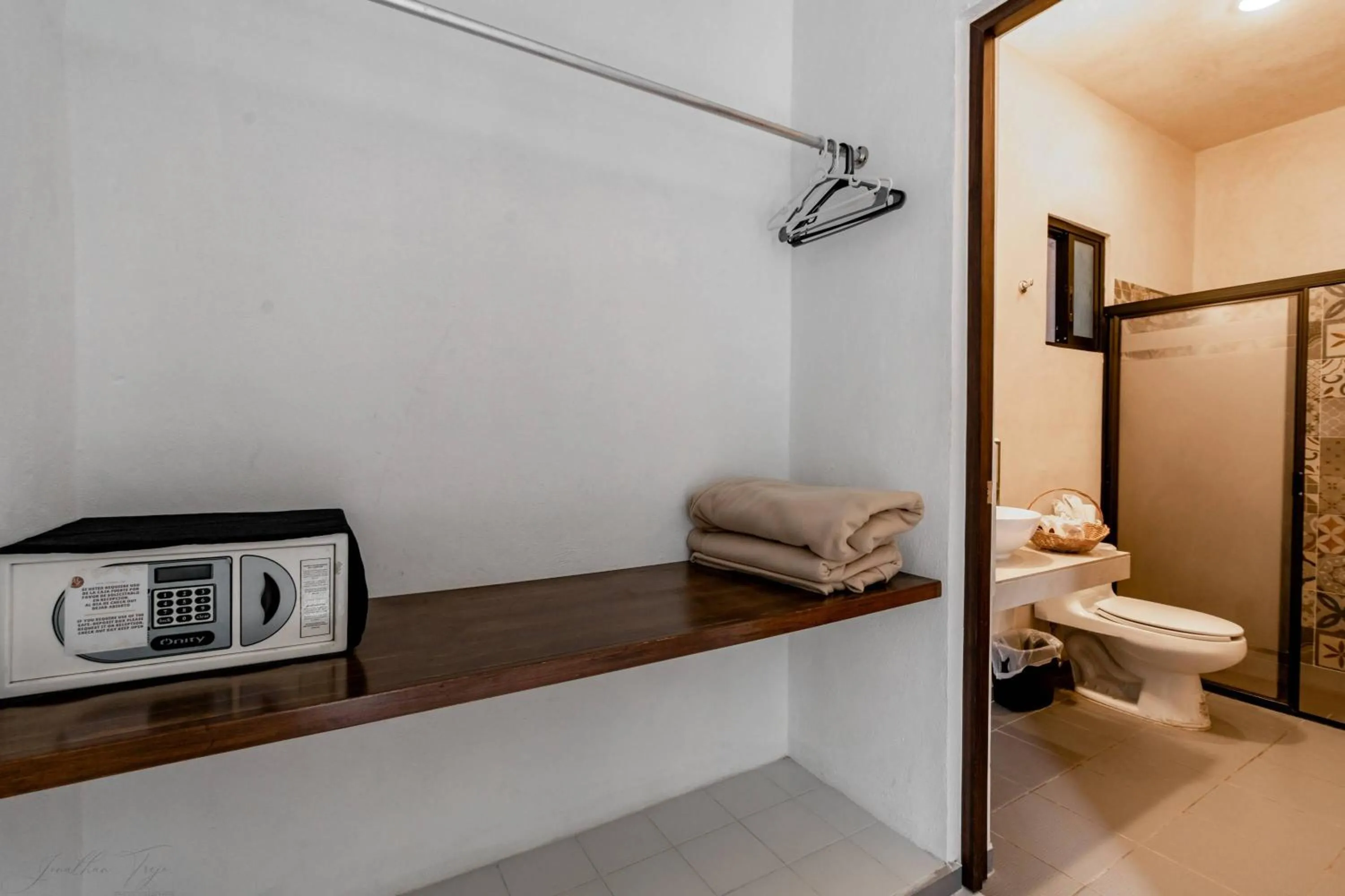 Bathroom in Hotel Colonial Zaci by GuruHotel